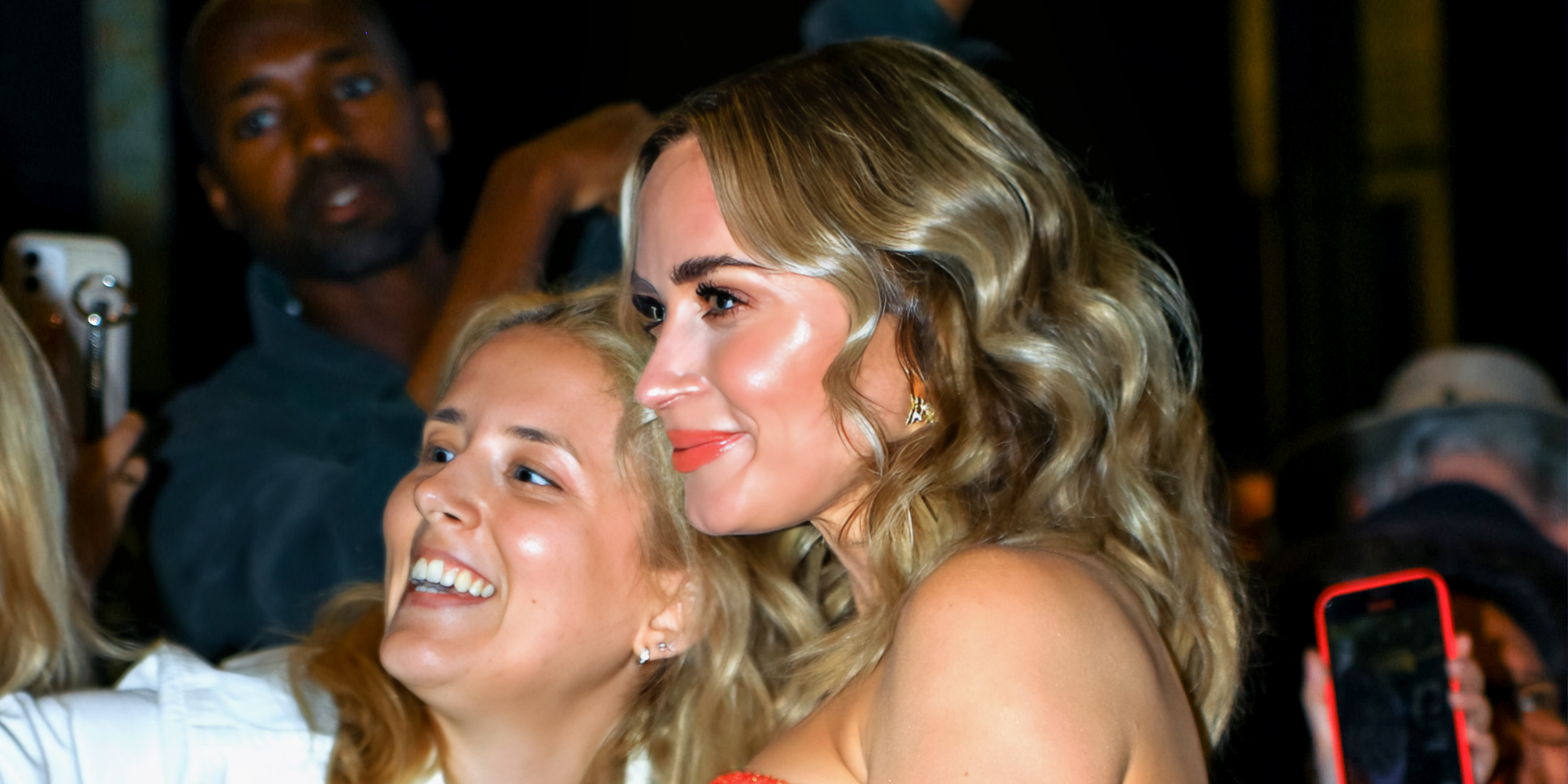 A fan and Emily Blunt | Source: Getty Images