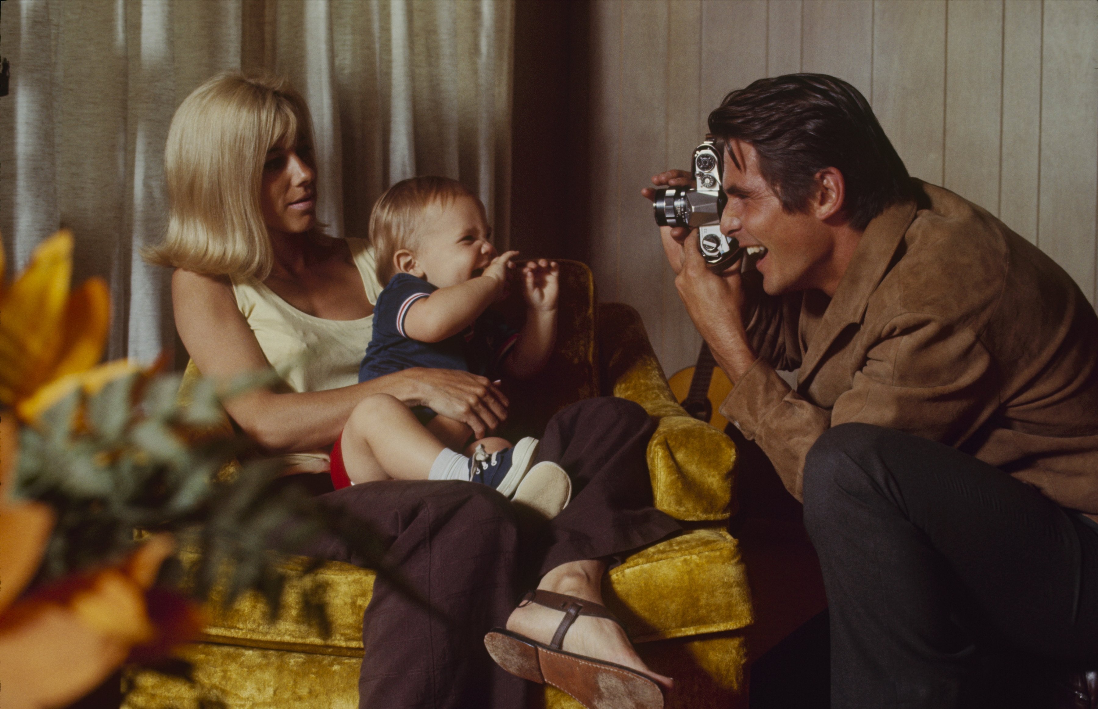 James Brolin, Jane Cameron Agee, and Josh Brolin in a "Home Layout" feature with the airdate of October 1, 1969. | Source: Getty Images