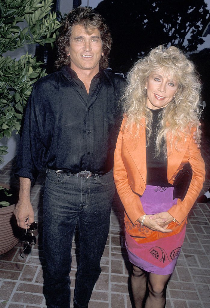 acteur Michael Landon et sa femme Cindy Landon assister à la célébration d'ouverture du restaurant La Scala le 2 juin 1989 au restaurant La Scala à Malibu en Californie. | Photo : Getty Images