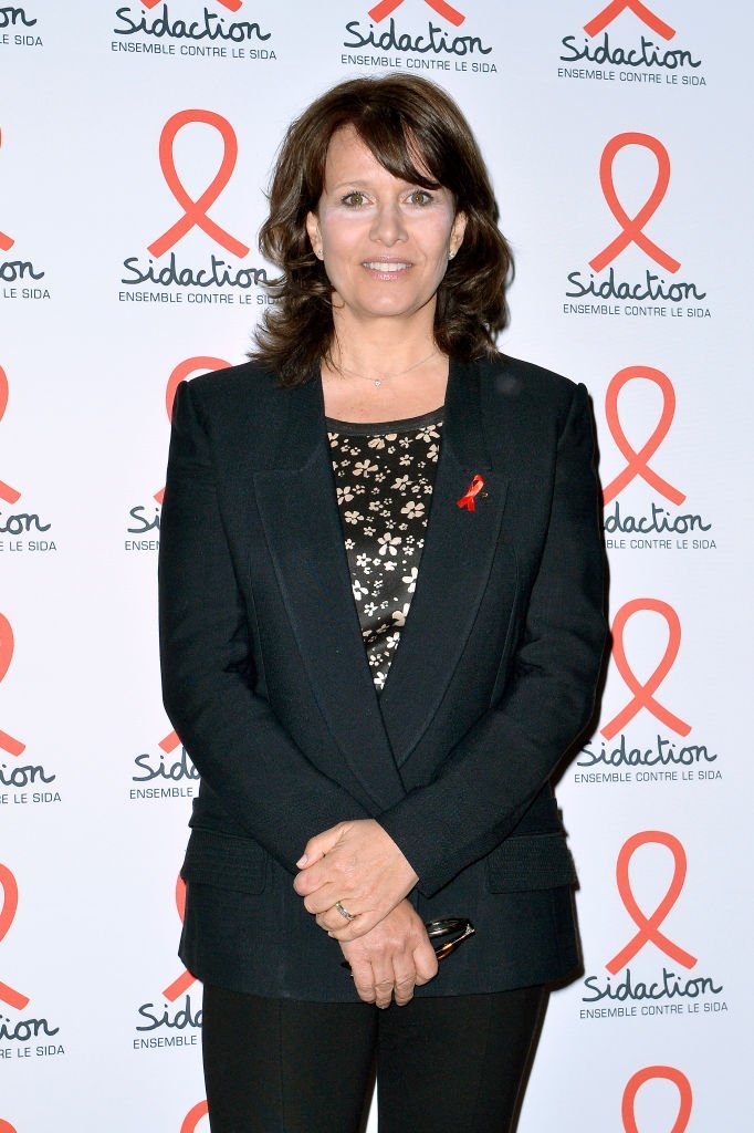 Carole Rousseau assiste au photocall Sidaction 2019 à la salle Wagram le 18 mars 2019 à Paris, France. | Photo : Getty Images Carole Rousseau assiste au photocall Sidaction 2019 à la salle Wagram le 18 mars 2019 à Paris, France. | Photo : Getty Images