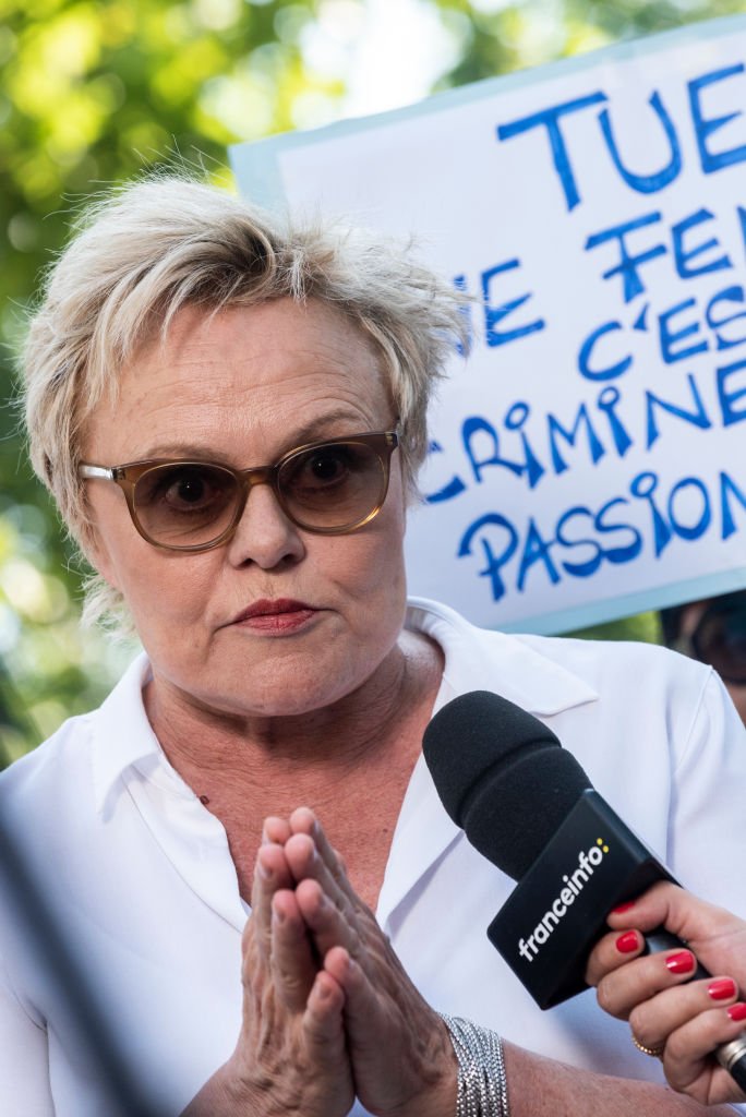 Muriel Robin est présente lors d'un rassemblement qui a réuni plusieurs centaines de personnes le samedi 6 juillet 2019. | Photo : Getty Images Muriel Robin est présente lors d'un rassemblement qui a réuni plusieurs centaines de personnes le samedi 6 juillet 2019. | Photo : Getty Images