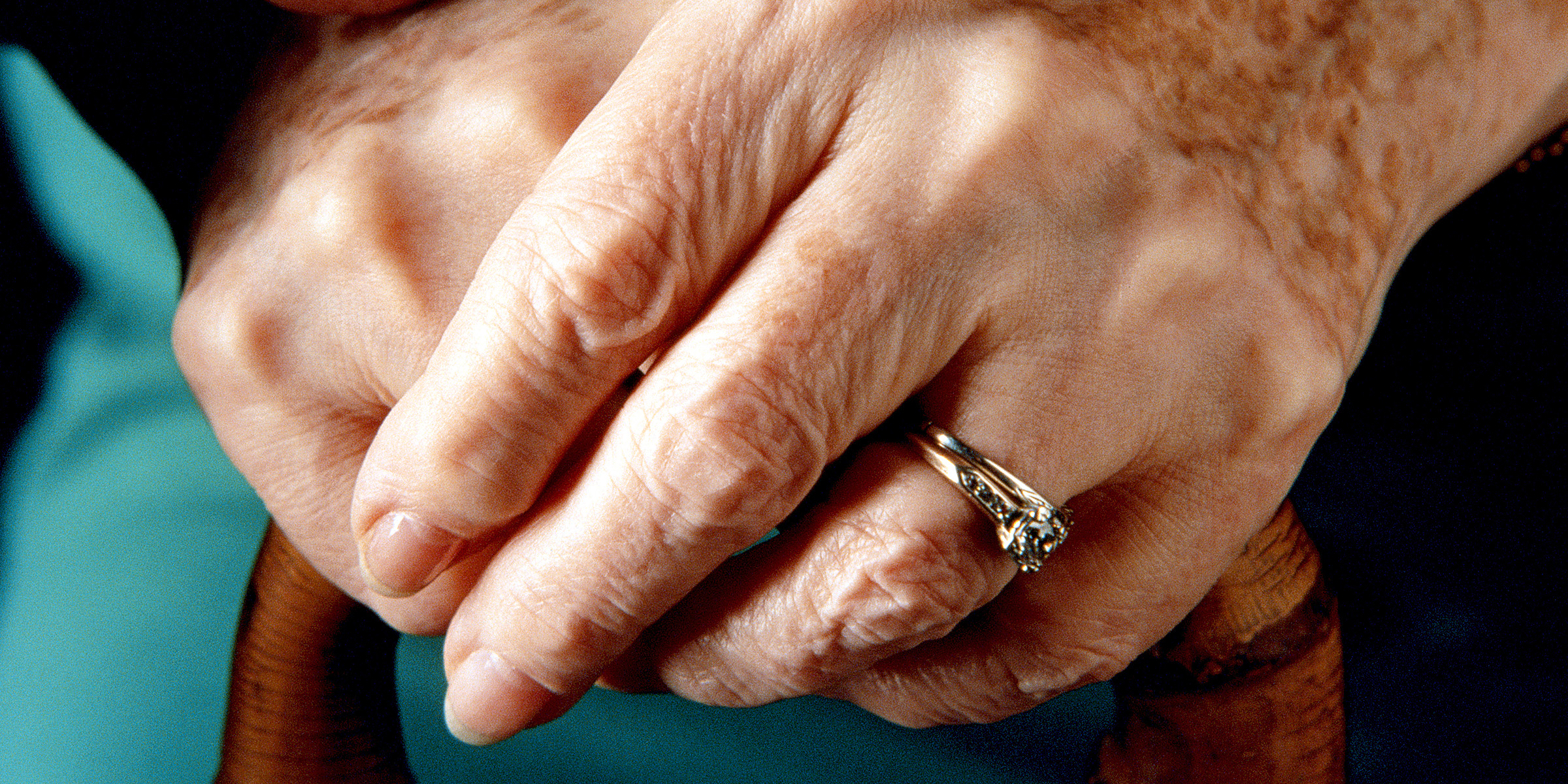 An elderly woman's hands | Source: Getty Images