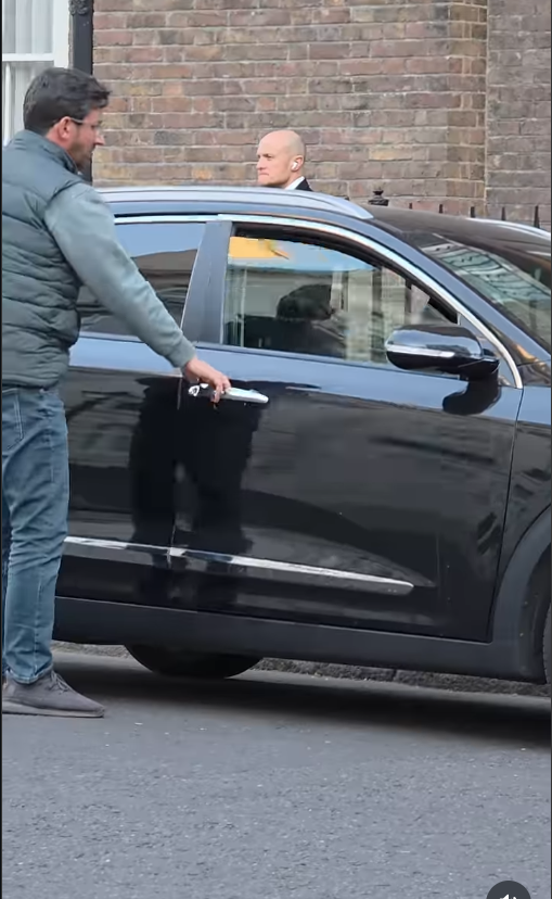 The princess seen settled inside the car, ready to be driven off | Source: Instagram/kingsguardchannel