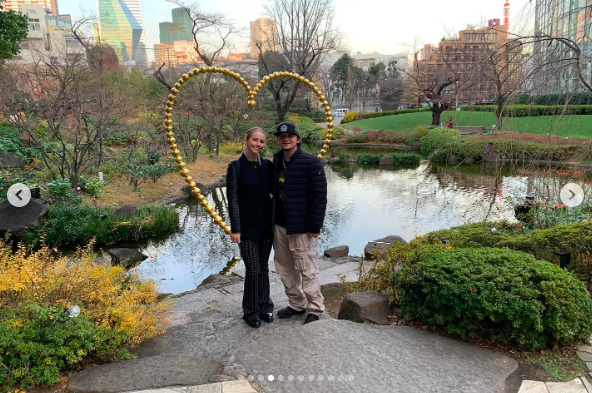 Prince Jackson and his fiancée posing for a photo against a heart structure and nature, posted on August 27, 2025. | Source: Instagram/princejackson