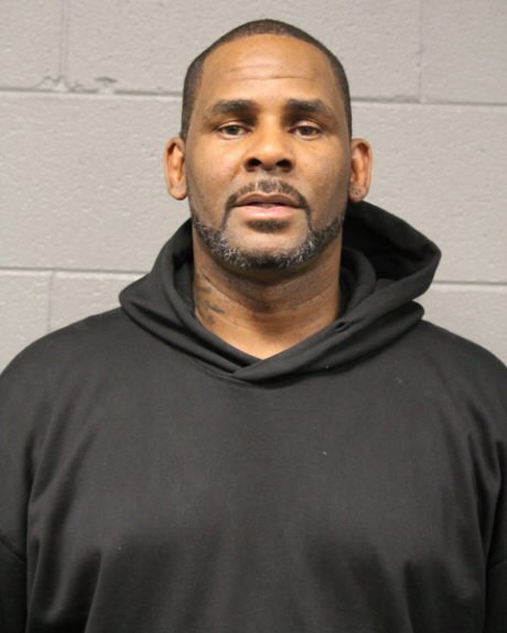 R. Kelly poses for a mugshot after his arrest in February 2019.  | Photo: Getty Images