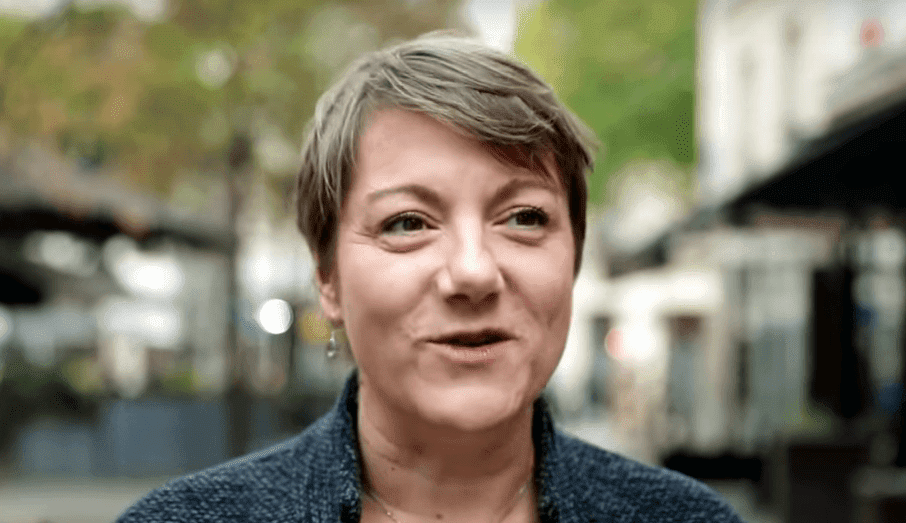 Marie-Christine, lors d'une interview avec Le Parisien apres sa 193e victoire au jeu de Nagui sur France 2. | Youtube/Le Parisien