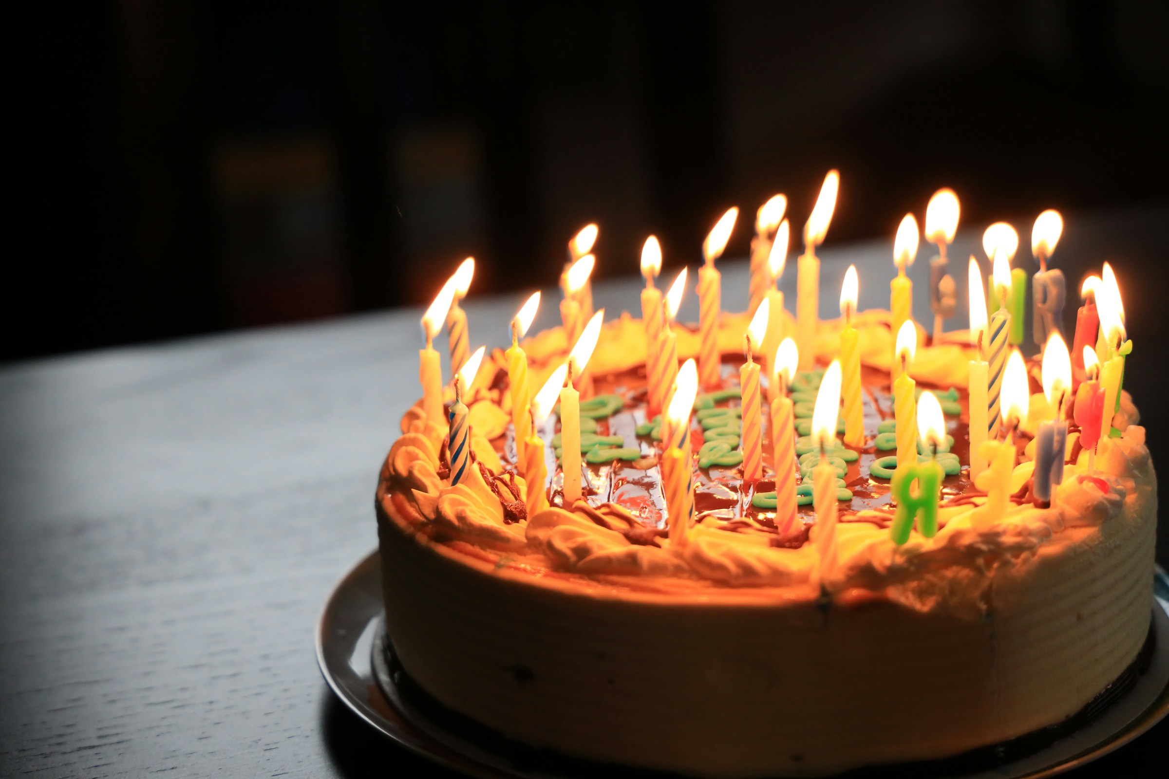 Birthday cake with candles | Source: Unsplash