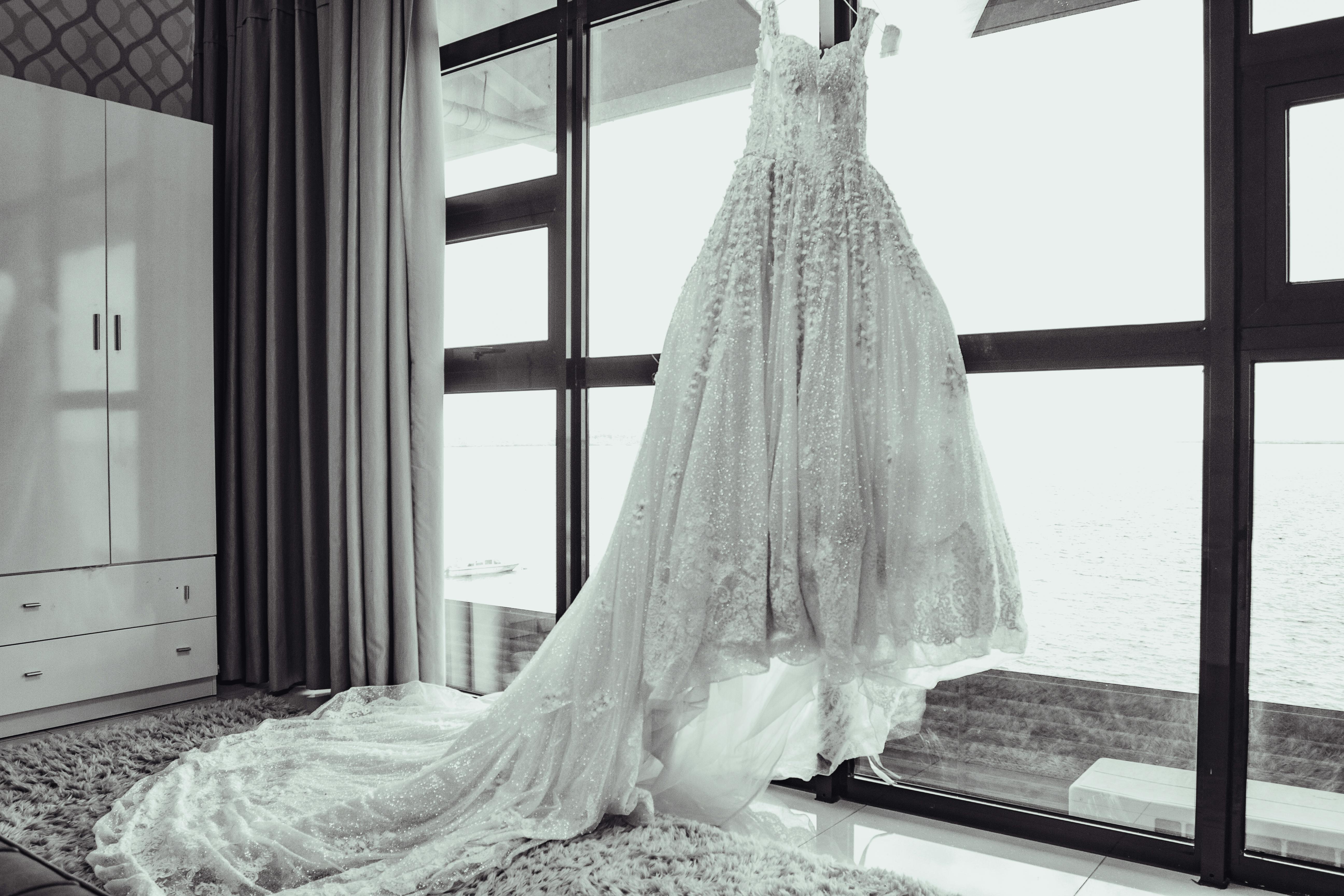 Wedding dress on a hanger | Source: Pexels