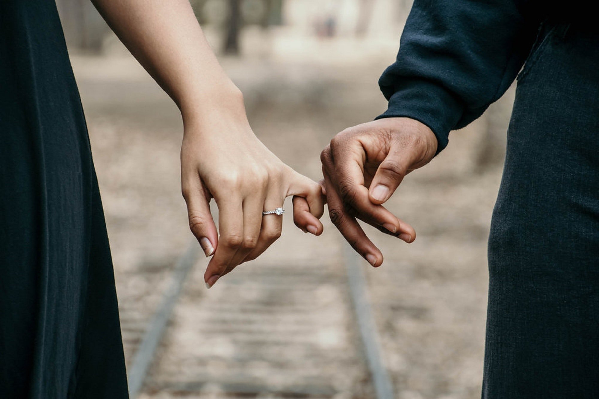 Alex and Melanie got engaged after six months of dating. | Source: Pexels