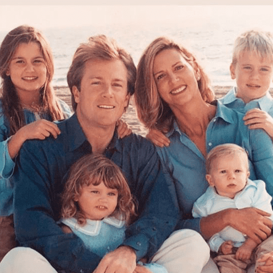 A family picture of Leslie Landon, her husband Brian Matthews and their Children | Instagram: @rachellynnmatthews