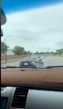 Source : YouTube/OscarRGV Source : YouTube/OscarRGV