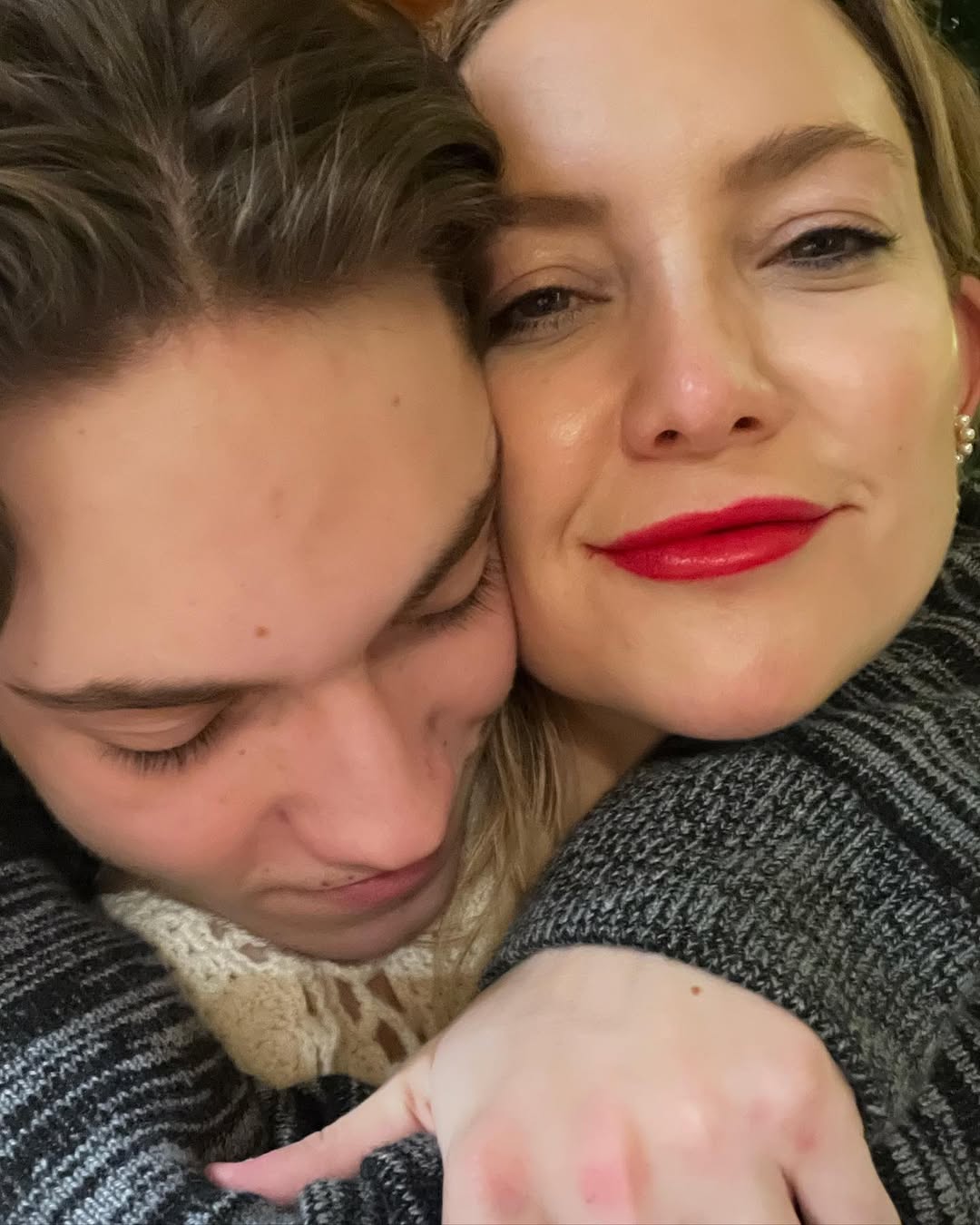 Ryder Russell Robinson and Kate Hudson from a post dated January 7, 2023. | Source: Instagram/katehudson