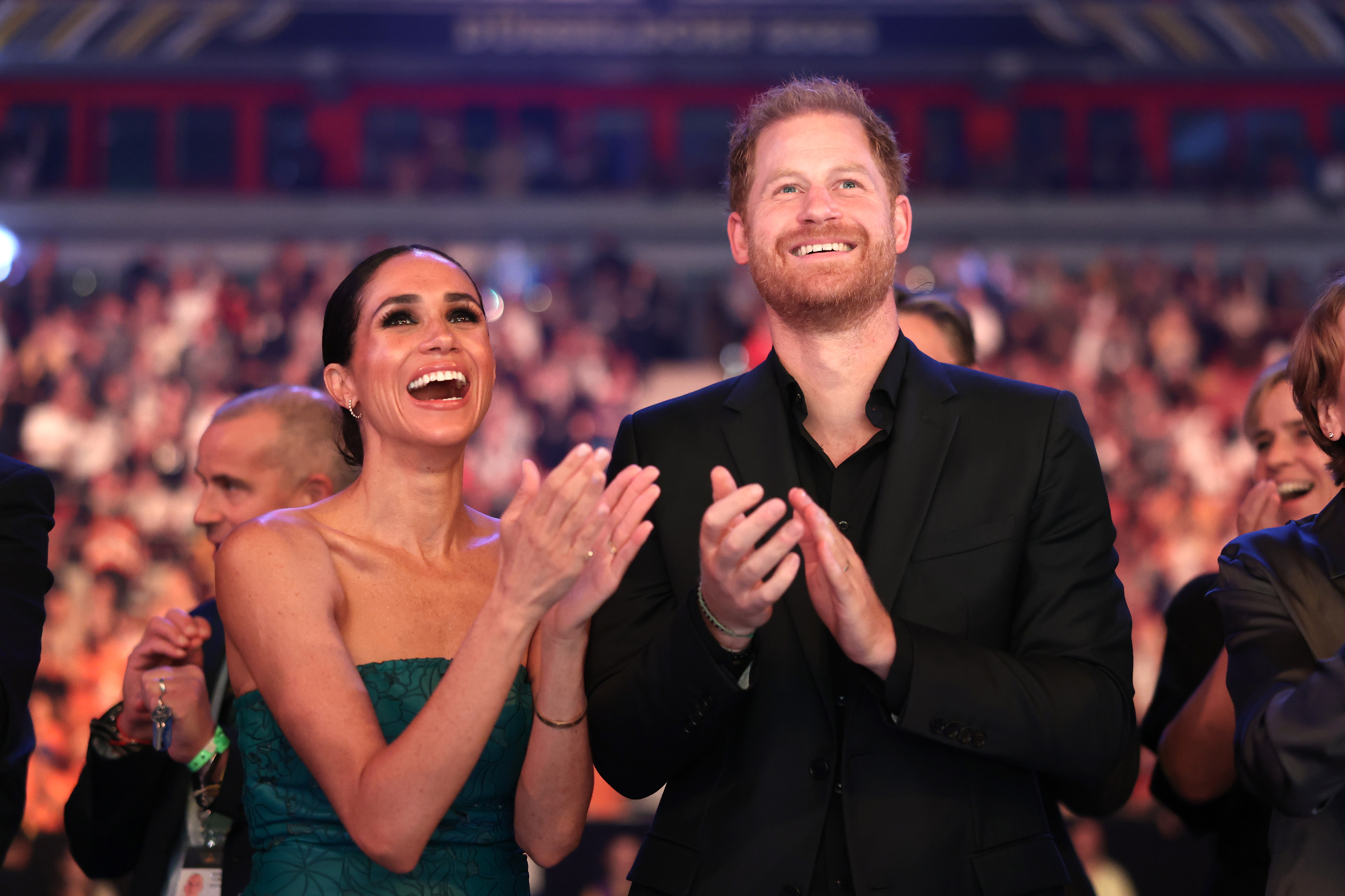 Duchess Meghan and Prince Harry at the closing ceremony of the Invictus Games Düsseldorf on September 16, 2023, in Duesseldorf, Germany | Source: Getty Images