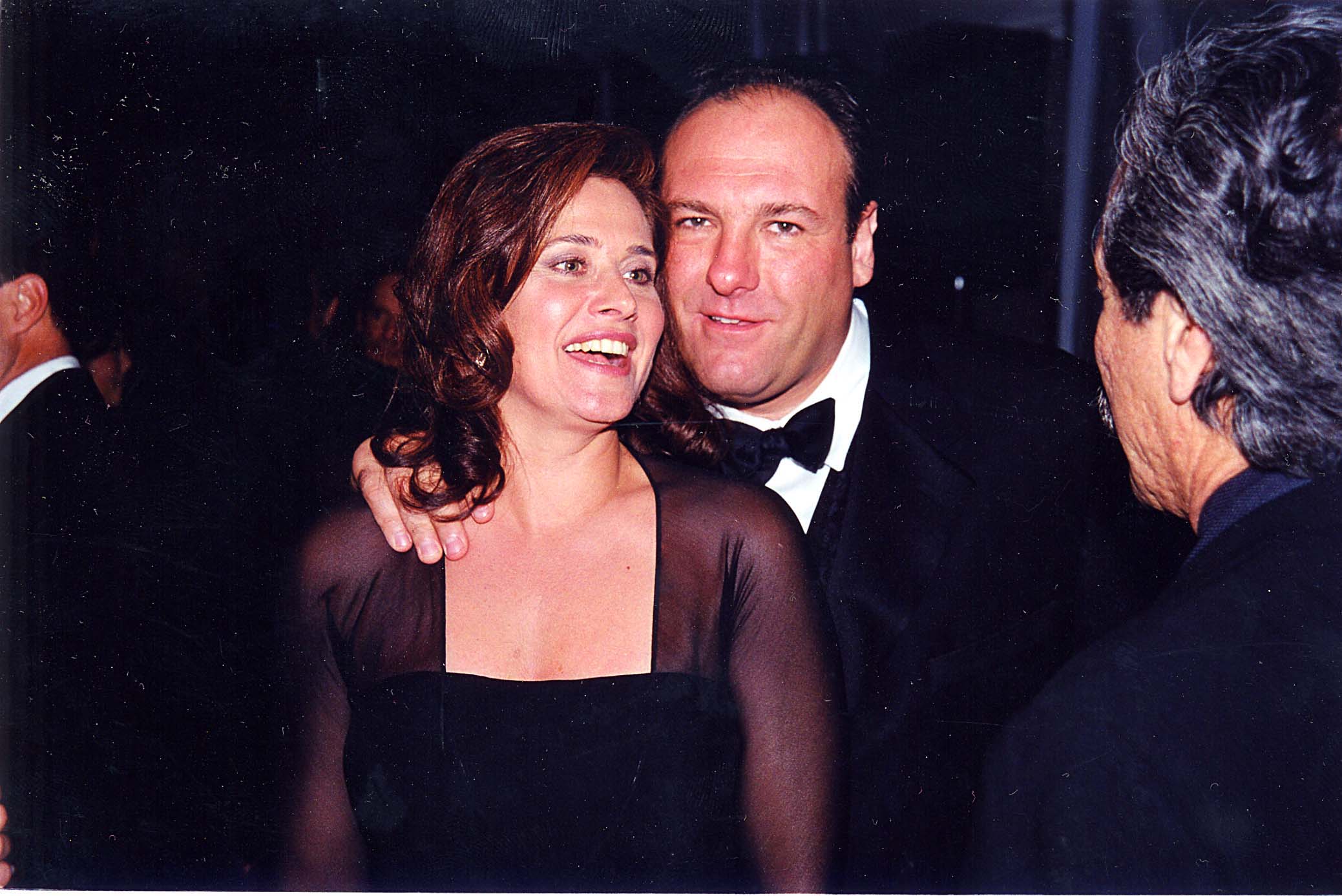 Lorraine Bracco and James Gandolfini brought unforgettable energy to one of television's biggest nights. In this photo, they attended the Annual Primetime Emmy Awards at Shrine Auditorium on September 9, 1999, in Los Angeles, California. | Source: Getty Images