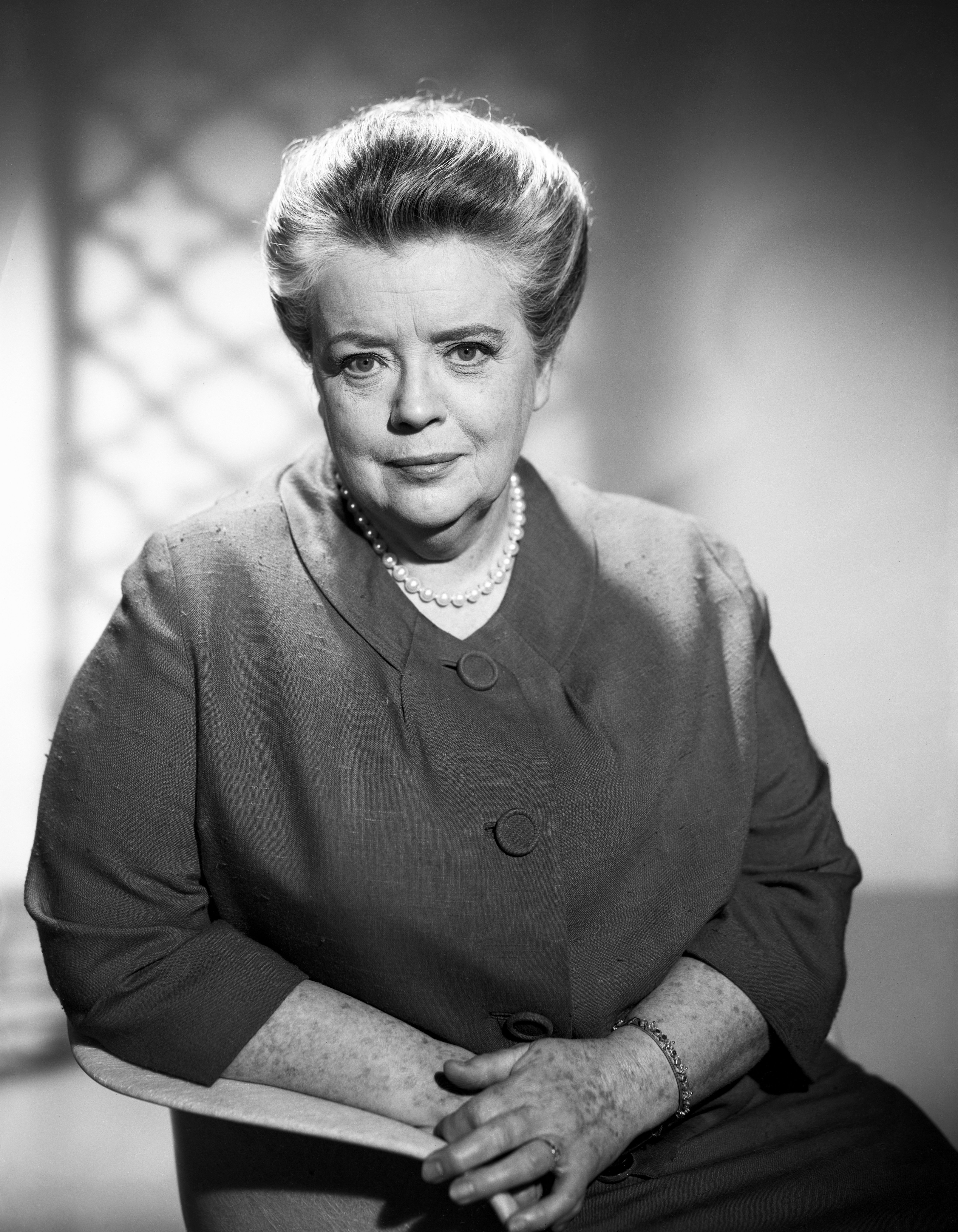 Frances Bavier as Aunt Bee Taylor in the series "The Andy Griffith Show" on March 16, 1965, in Hollywood, California. | Source: Getty Images