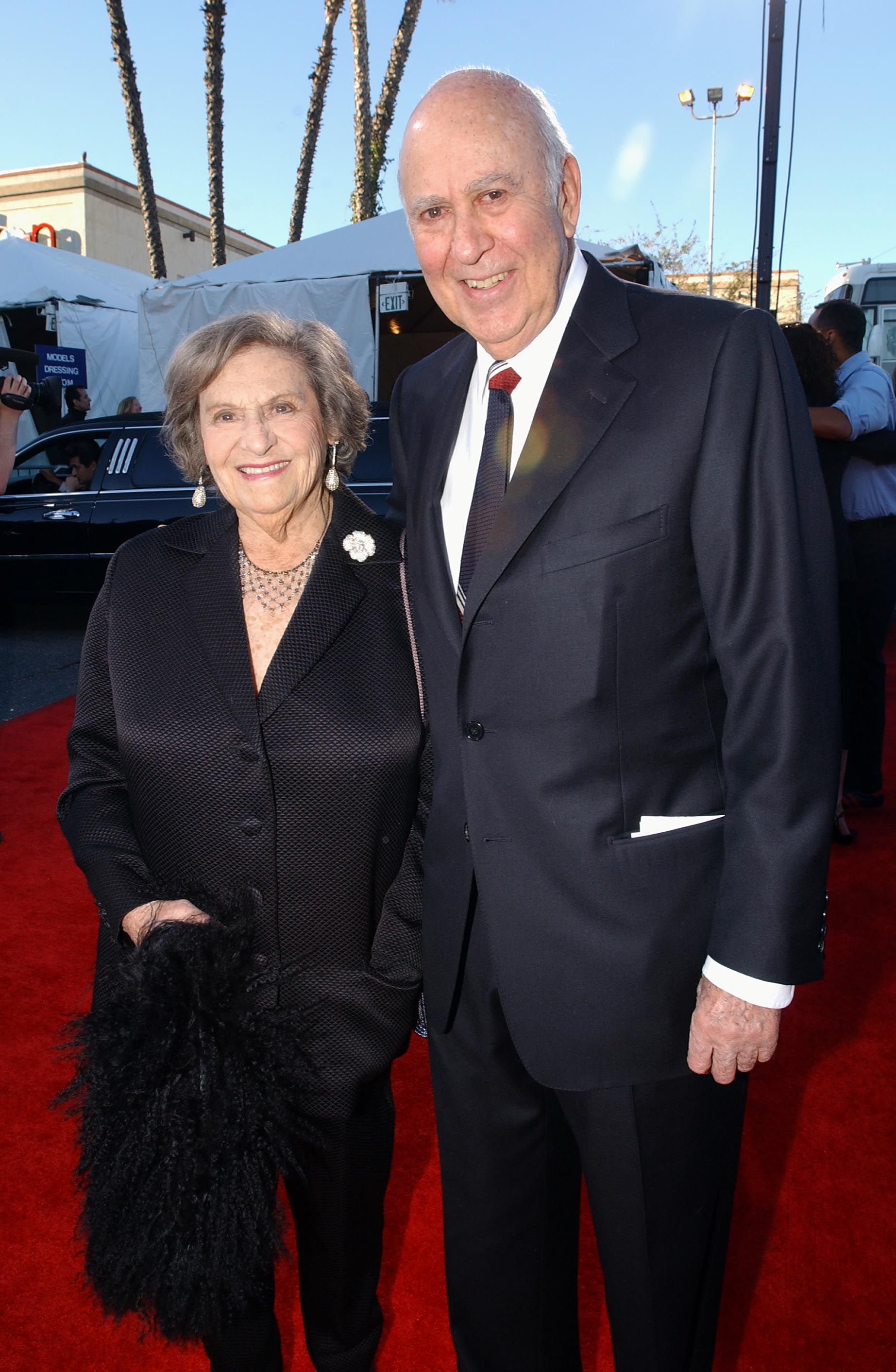 Late Carl Reiner and wife Estelle at the TV Land Awards 2003 at the Hollywood Palladium on March 2, 2003 in Hollywood, California | Photo: Getty Images