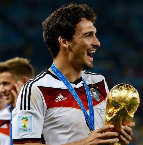 Mats Hummels teilt seine Meinung auf Instagram über Joachim Löws Entscheidung. I Quelle: instagram.com/aussenrist15