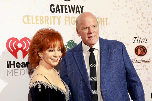 Reba McEntire and Rex Linn, 2022 | Source: Getty Images
