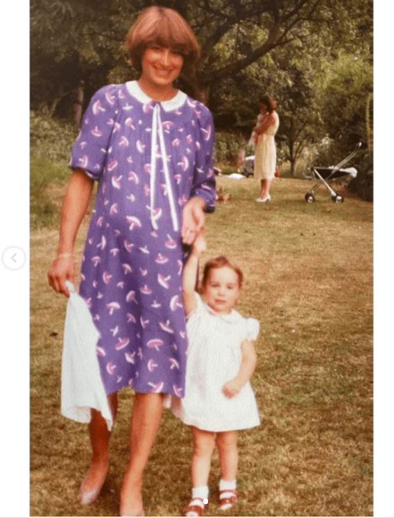 Kate Middleton at a young age with her mother Carole Middleton holding hands | Source: Instagram/@kensingtonroyal