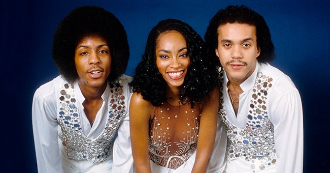 A picture of Jody Watley with her fellow "Shalamar" band members, Howard Hewett and ‎Jeffrey Daniel on October 7, 1982 in Los Angeles, California | Photo: Getty Images  