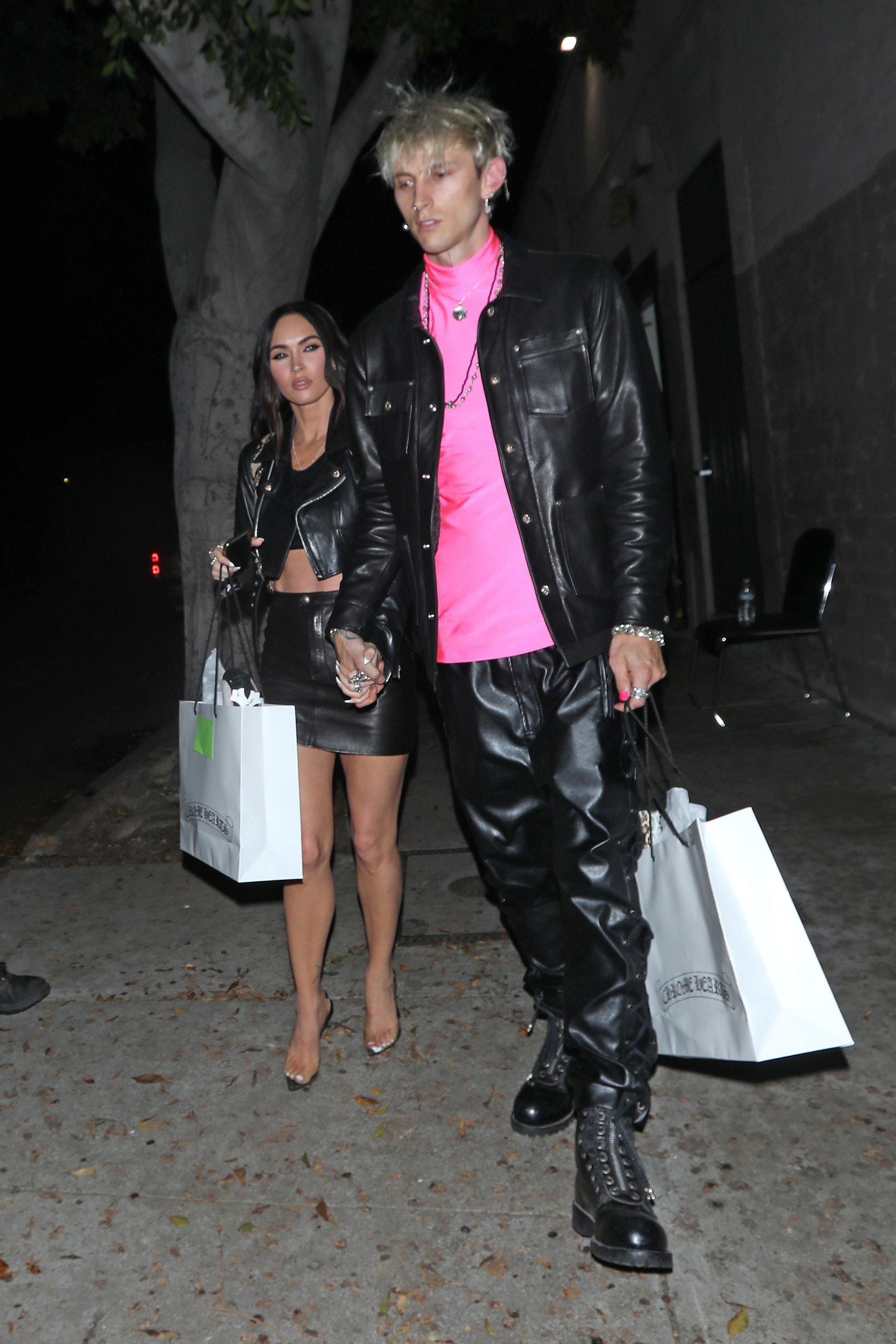 Megan Fox and Machine Gun Kelly in California in 2021 | Source: Getty Images 