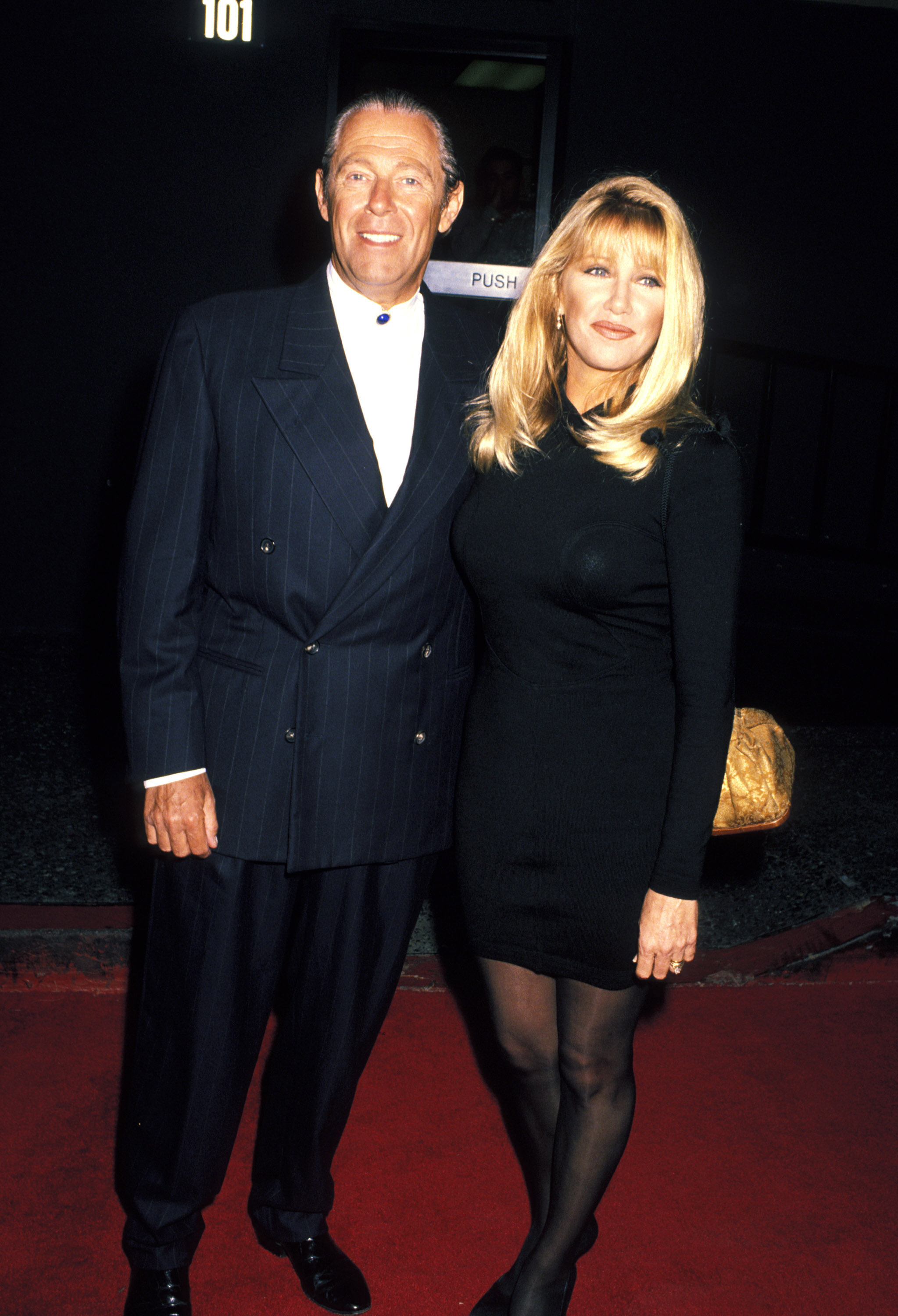 Alan Hamel and Suzanne Somers at the 18th Annual People's Choice Awards in Universal City, California in 1992 | Source: Getty Images