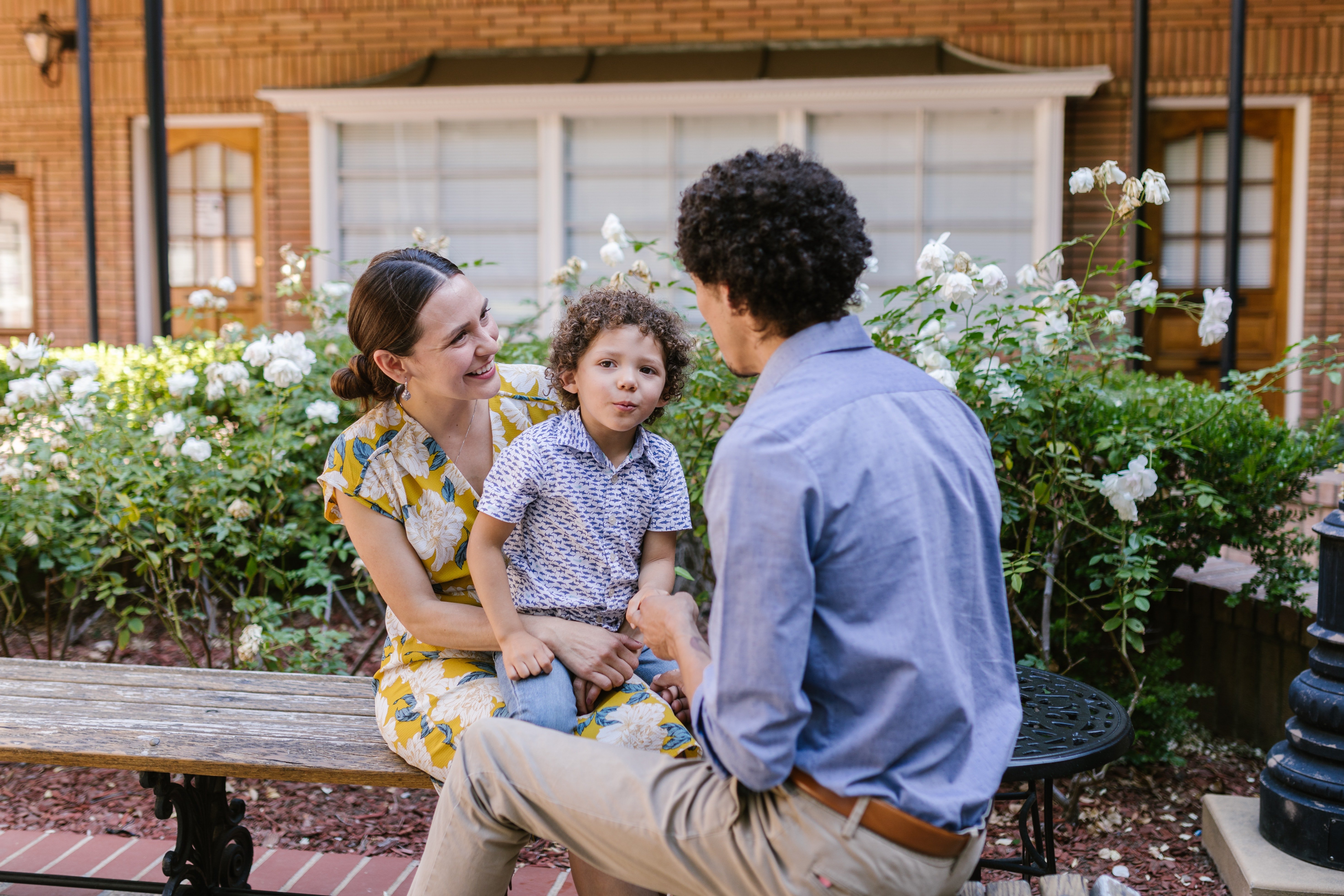 Chris loved to hear his son call him daddy, and he thought his wife was the best in the world | Source: Pexels