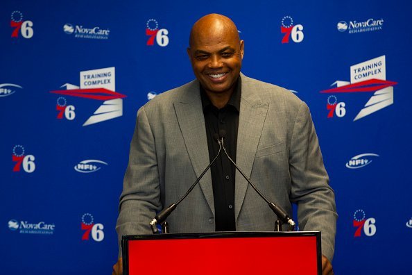 Charles Barkley speaks at the podium prior to his sculpture being unveiled at the Philadelphia 76ers training facility on September 13, 2019. | Photo: Getty Images