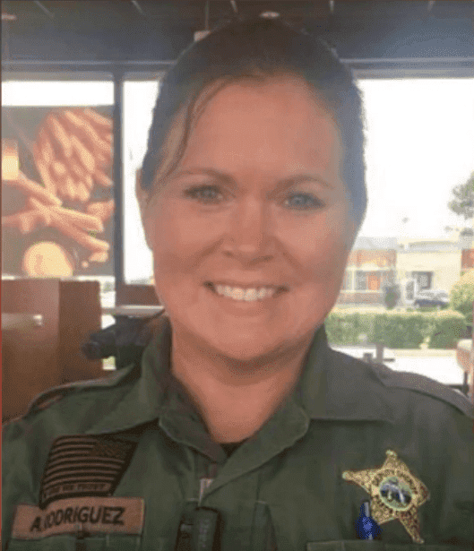 April Rodriguez, Pasco County Deputy Sheriff and mom of three | Photo: YouTube/News Live Now