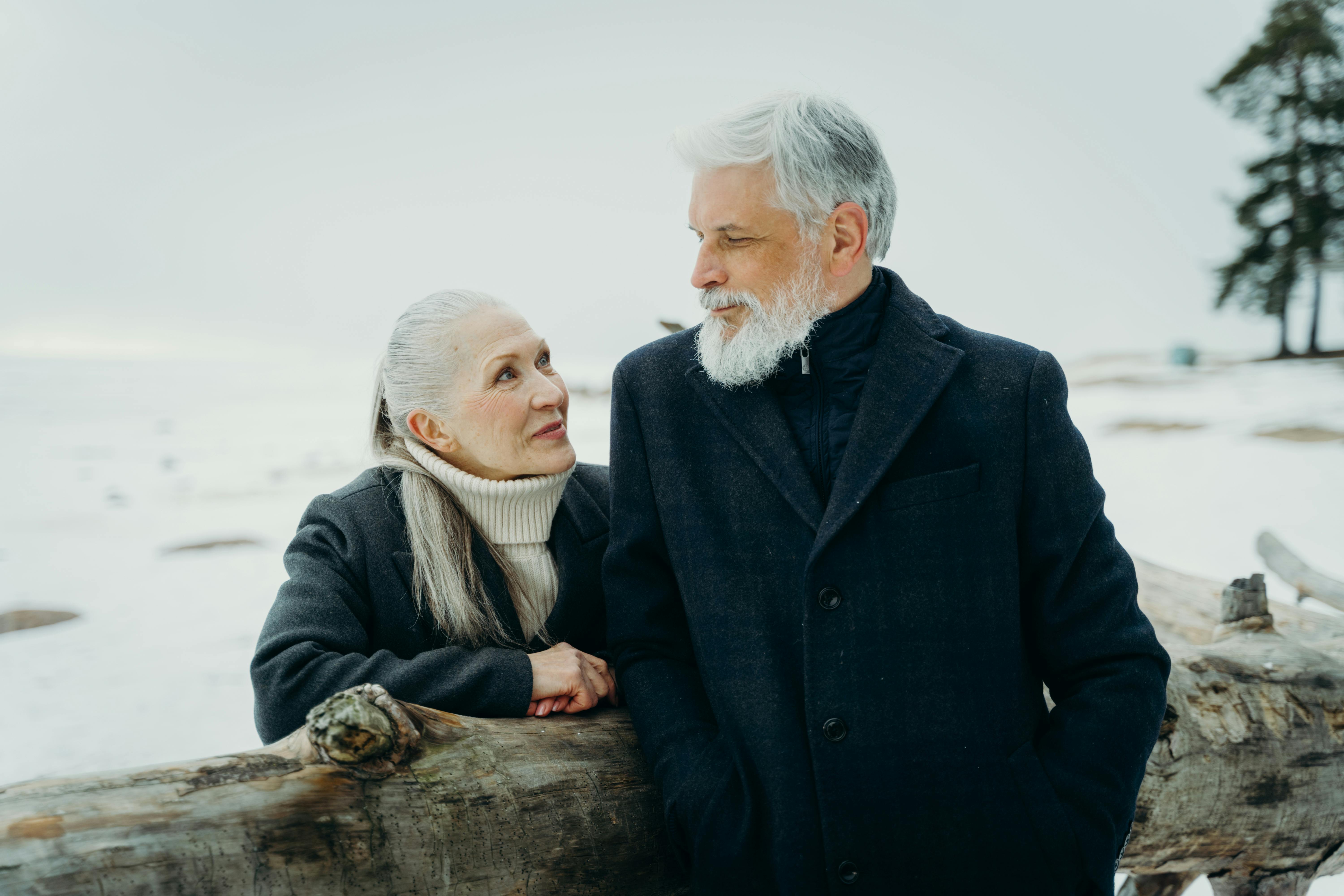 A middle-aged couple looking at each other | Source: Pexels