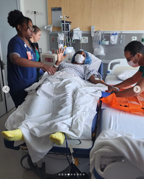 Medical professionals attending to Venus Williams at the hospital, dated August 2025 | Source: Instagram/venuswilliams