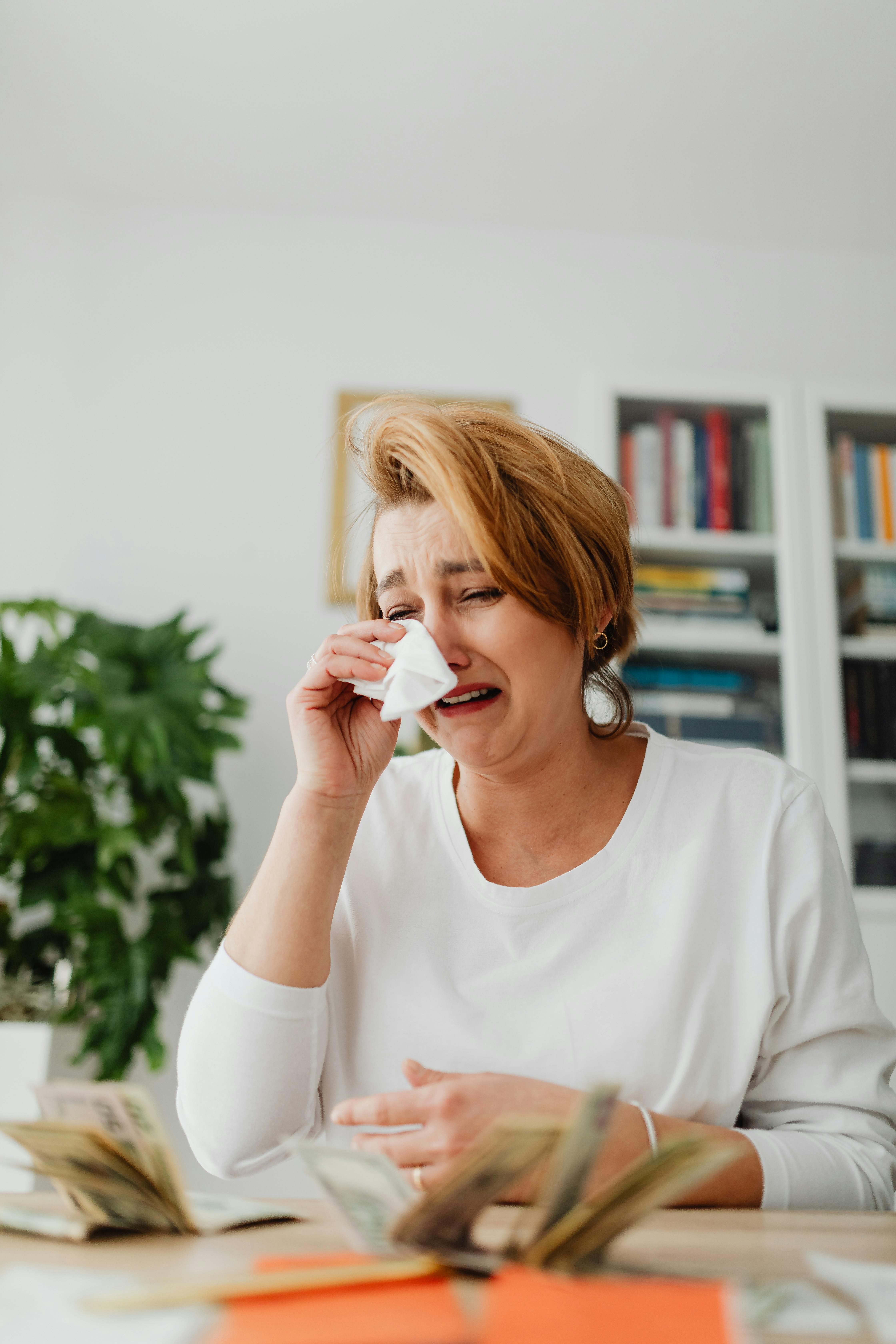 A crying woman | Source: Pexels