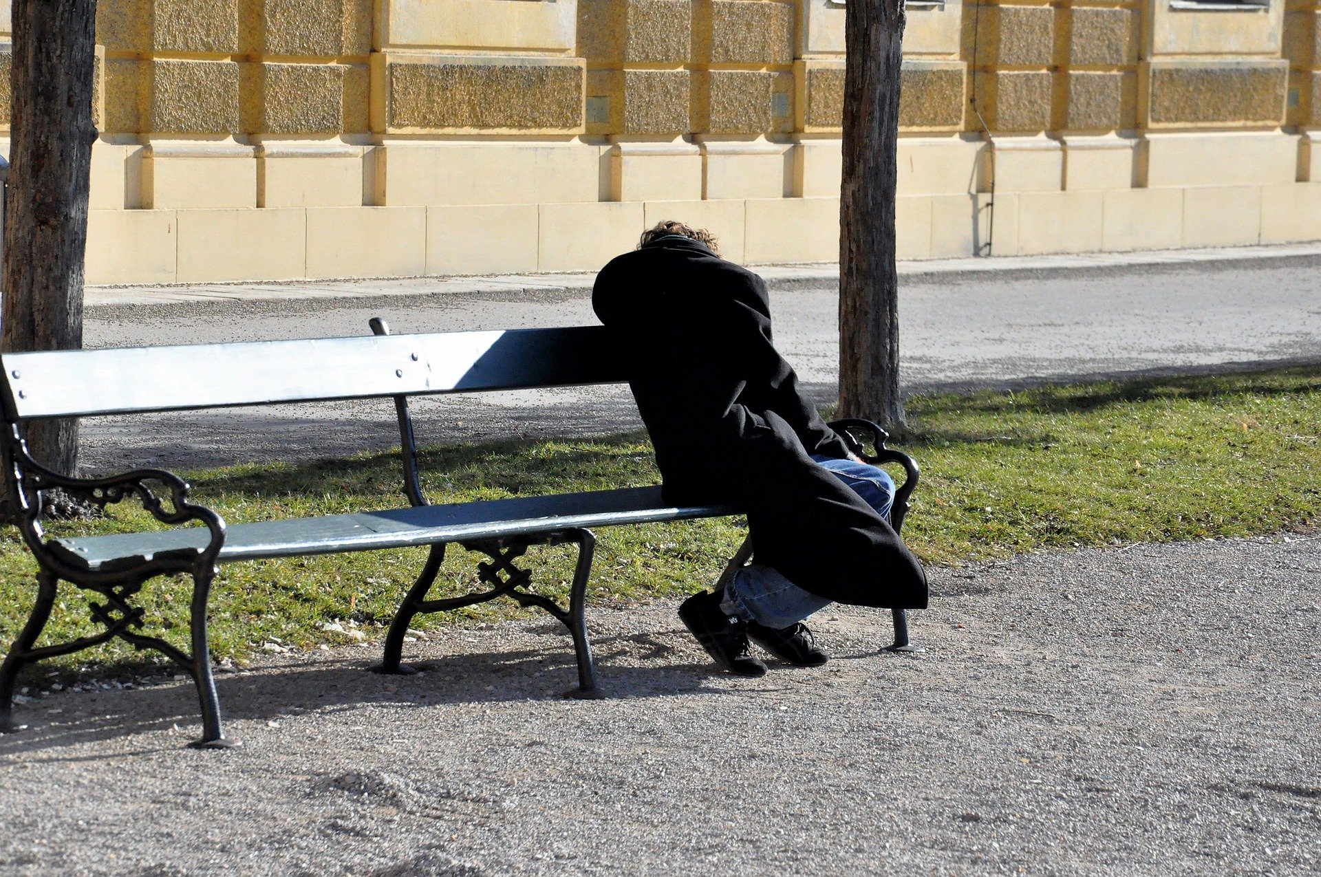 Un homme sans domicile fixe. | Photo : Pixbay