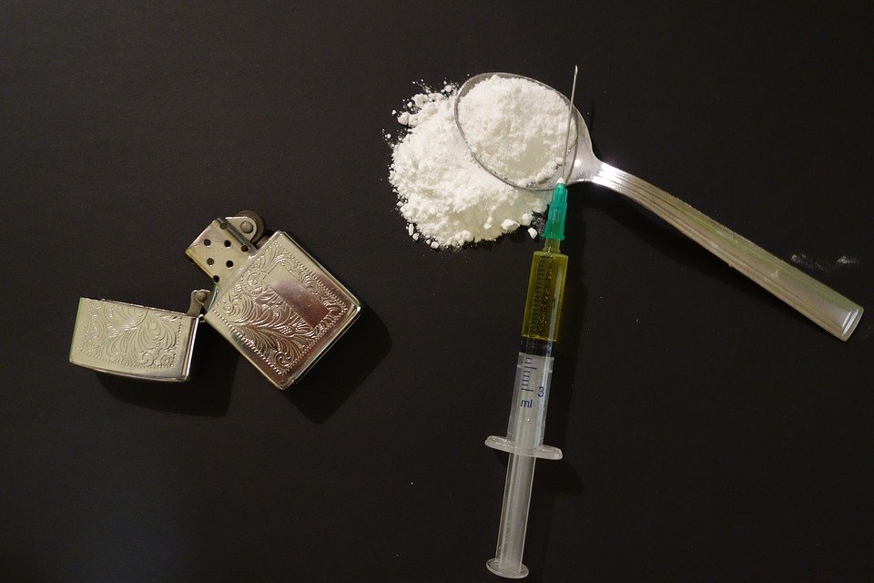 Some drug paraphernalia. | Photo: pixabay.com