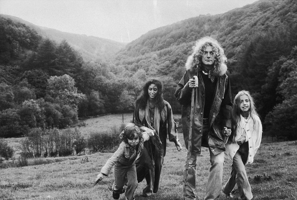 Robert Plant with his family near their home in Machynlleth, Wales, on October 15, 1976. | Source: Getty Images