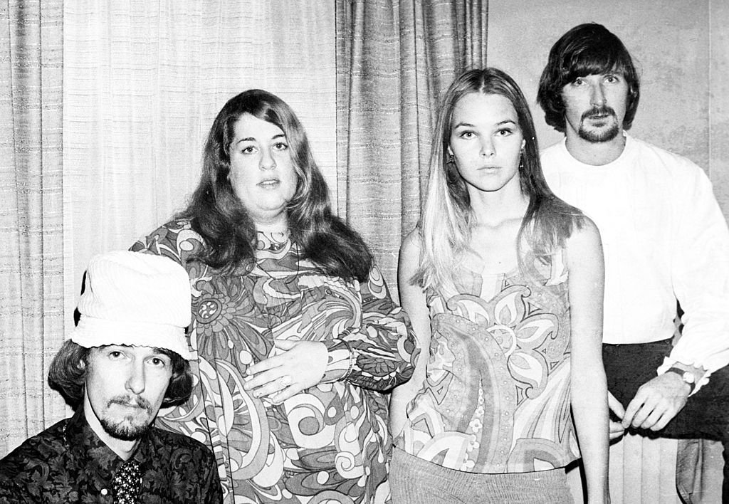 Photo of "The Mamas And The Papas" circa 1970 | Photo: Getty Images
