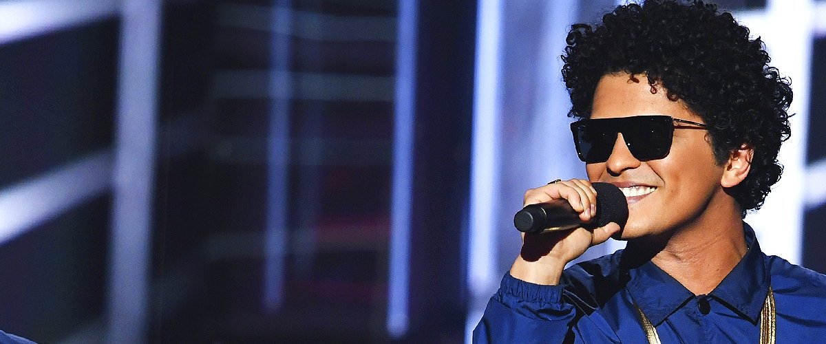 Recording artist Bruno Mars speaks during the 2018 Billboard Music Awards at MGM Grand Garden Arena on May 20, 2018 | Photo: Getty Images