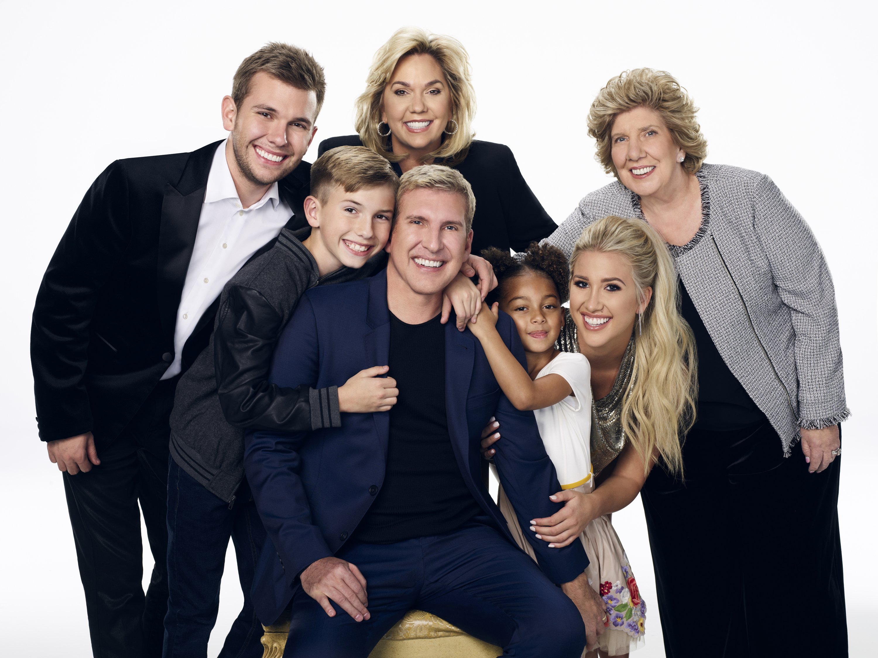Chase, Grayson, Julie, Todd, Chloe, Savannah, and Faye Chrisley on season 6 of "Chrisley Knows Best" on December 10, 2017 | Source: Getty Images