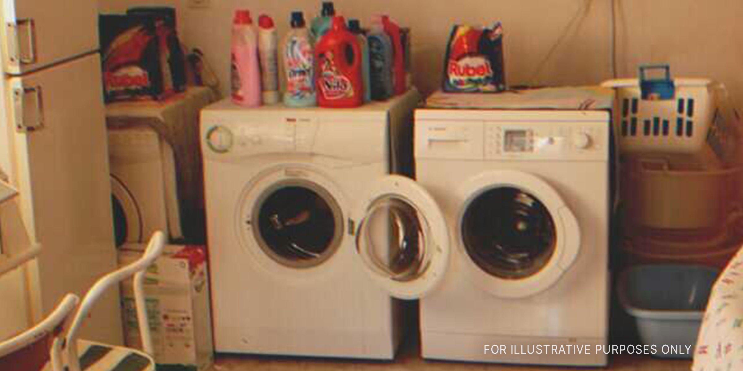 Washing machines with bottles of detergents placed on top of them. | Source: Flickr / auxesis (CC BY 2.0)