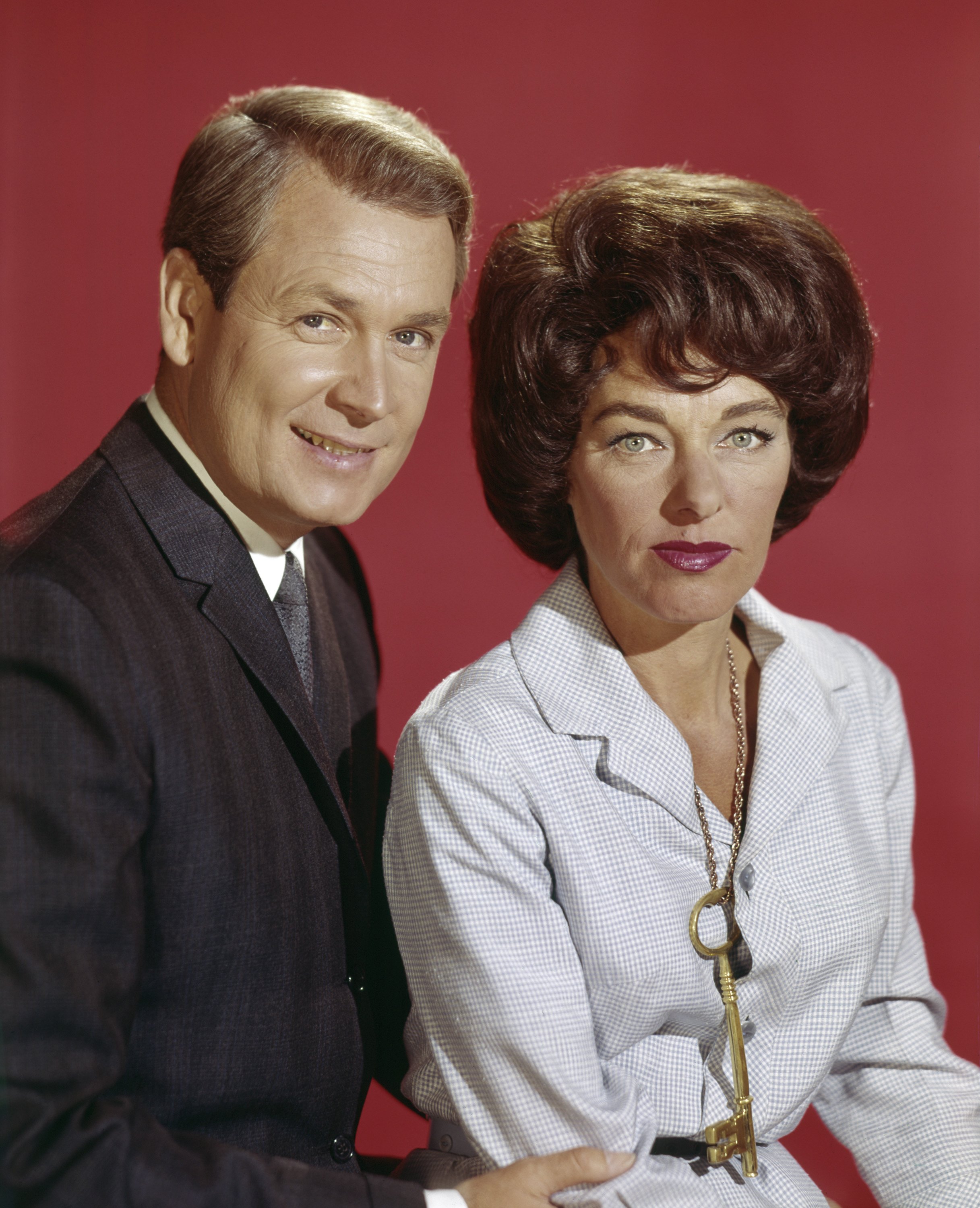 Bob Barker and Dorothy Jo Gideon posing for a portait | Source: Getty Images