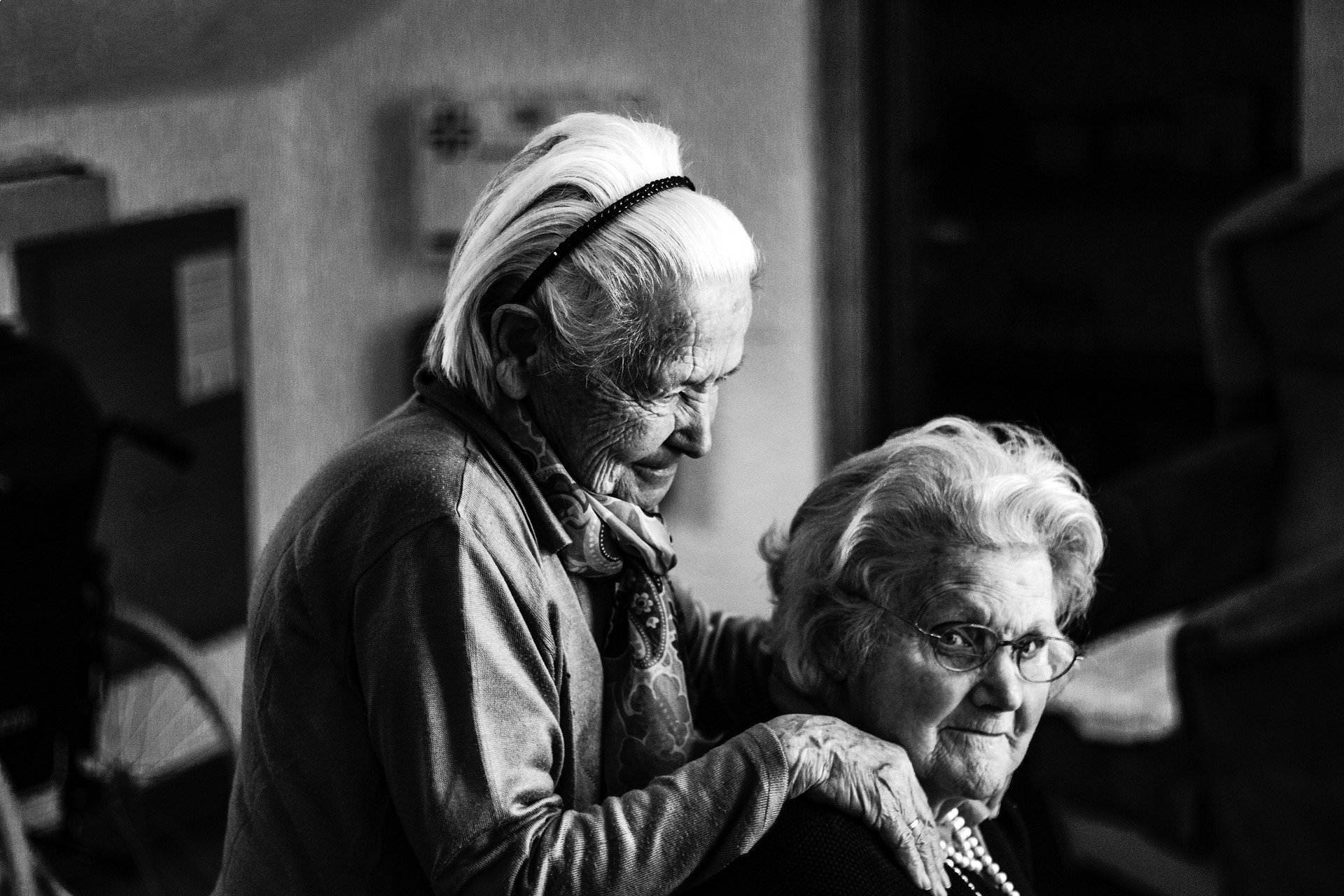 Old women | Source: Pixabay