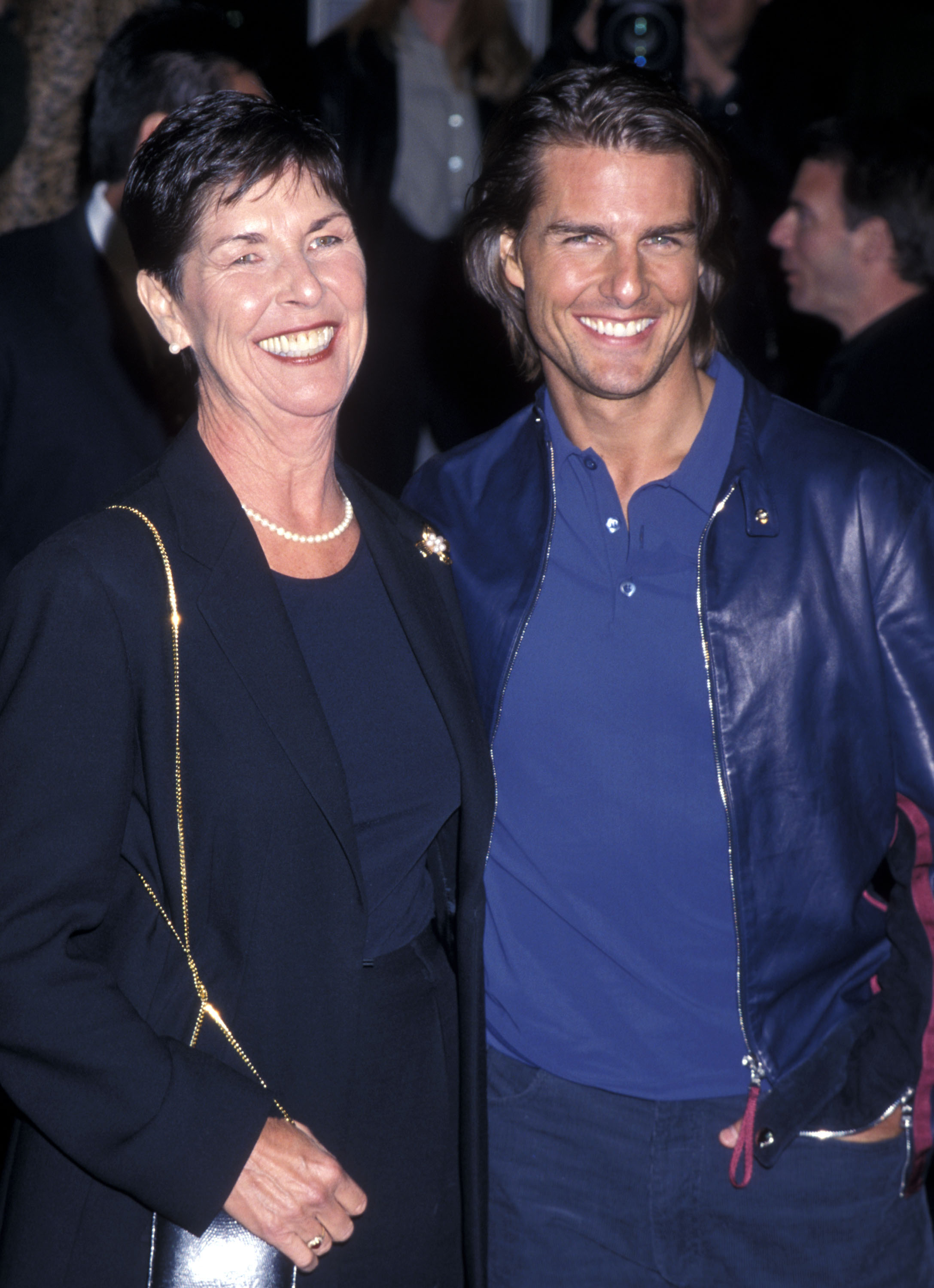Tom Cruise and Mary Lee South attend the 'Magnolia' Westwood Premiere in Westwood, California, on December 8, 1999. | Source: Getty Images