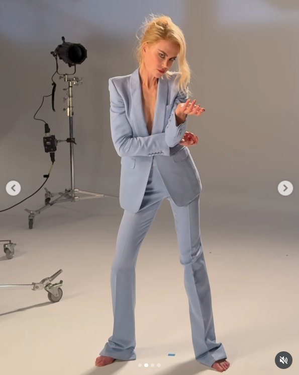 Nicole Kidman poses for Vogue in a post dated October 8, 2025. | Source: Instagram/voguemagazine