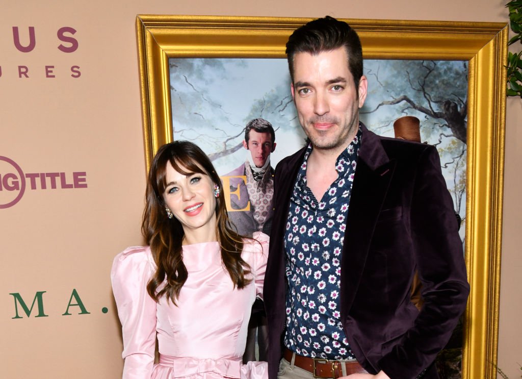 Zooey Deschanel and Jonathan Scott attend the premiere of Focus Features' "Emma," at DGA Theater on February 18, 2020 in Los Angeles, California | Photo: Getty Images