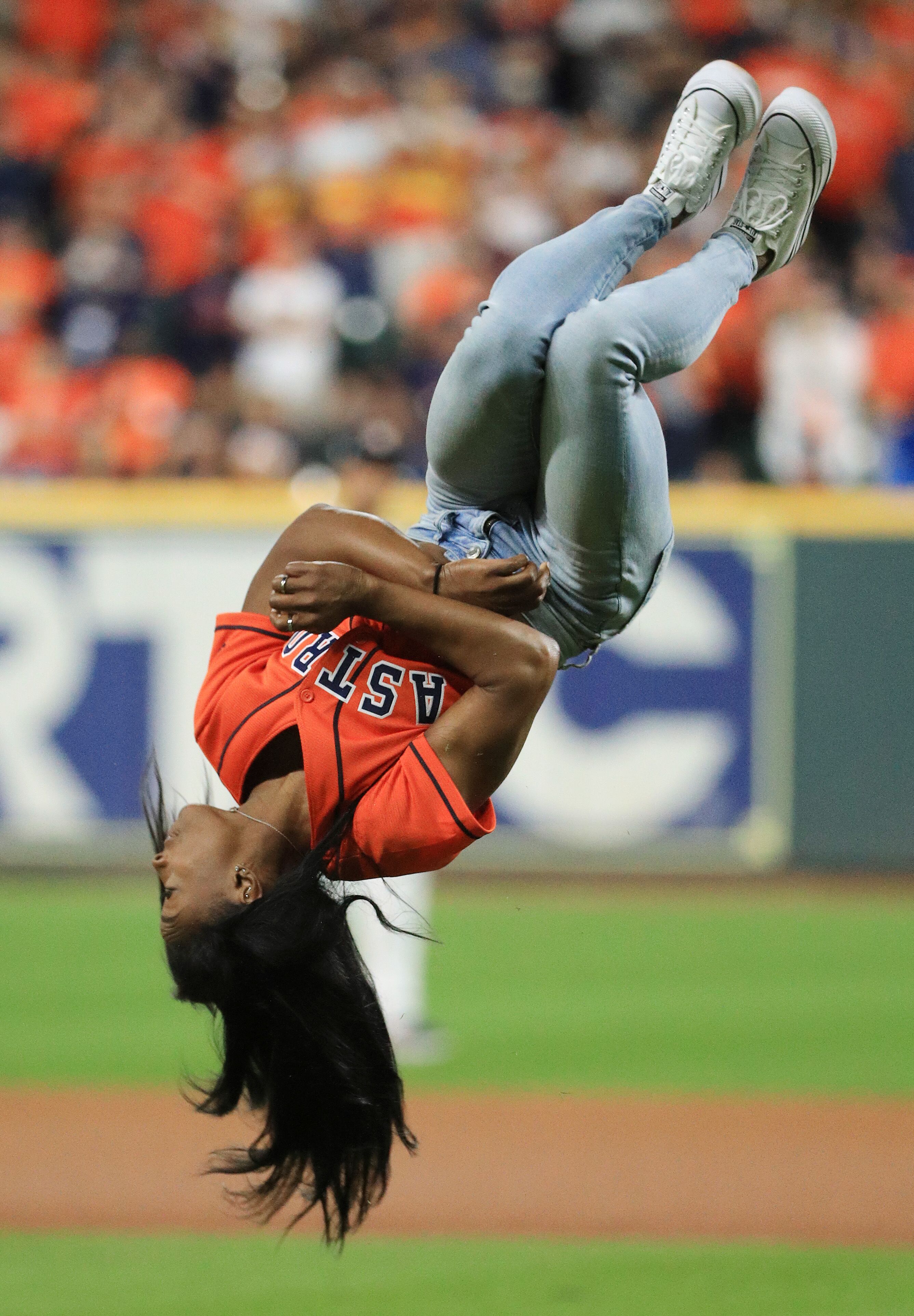 Simone Biles at a World Series game between the Houston Astros and the Washington Nationals on Oct. 23, 2019 in Texas | Source: Getty Images