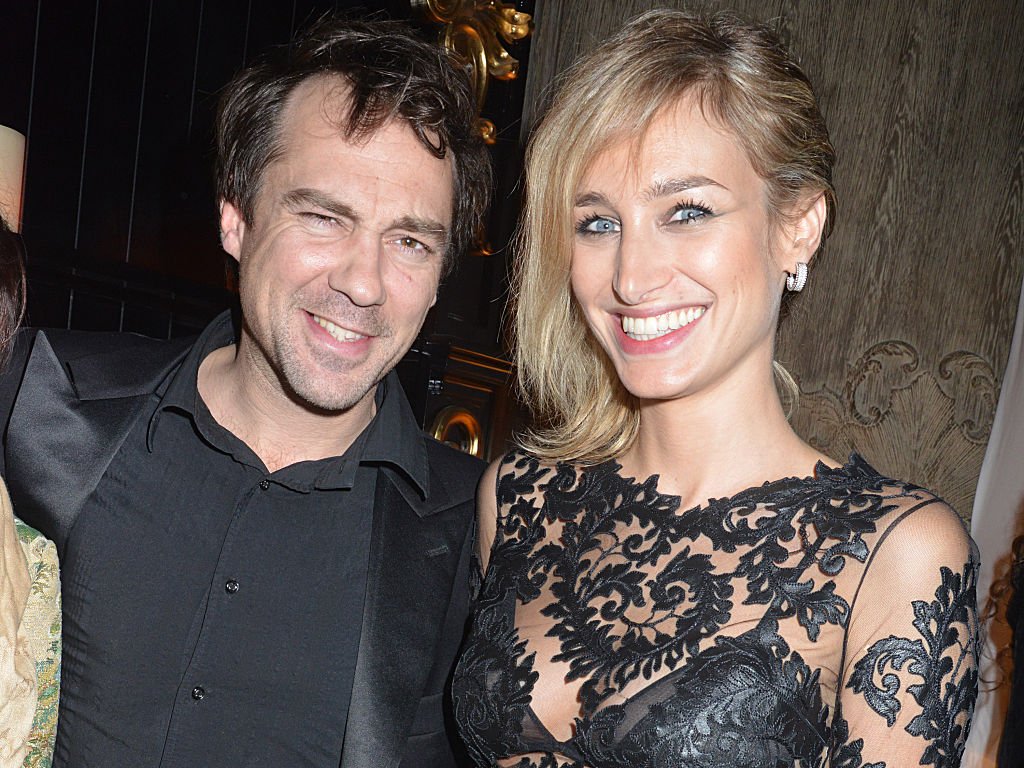 L'actrice Pauline Lefèvre et son mari Julien Ansault assistent à la soirée d'ouverture du Club 'Heritage Paris' le 29 octobre 2015 à Paris, France. | Photo : Getty Images. L'actrice Pauline Lefèvre et son mari Julien Ansault assistent à la soirée d'ouverture du Club 'Heritage Paris' le 29 octobre 2015 à Paris, France. | Photo : Getty Images.