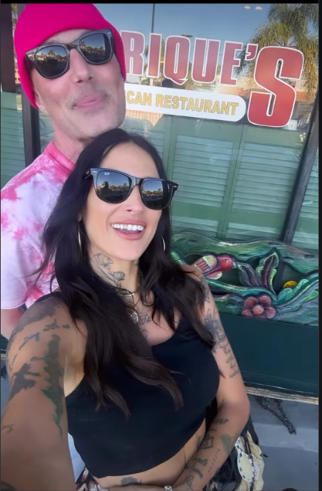 Imbelli published his written declaration inside a secret final chapter on Substack, revealing her memoir "Breathe, Mija" was designed to free him rather than expose him. | Source: Instagram/romi_hairandbeauty