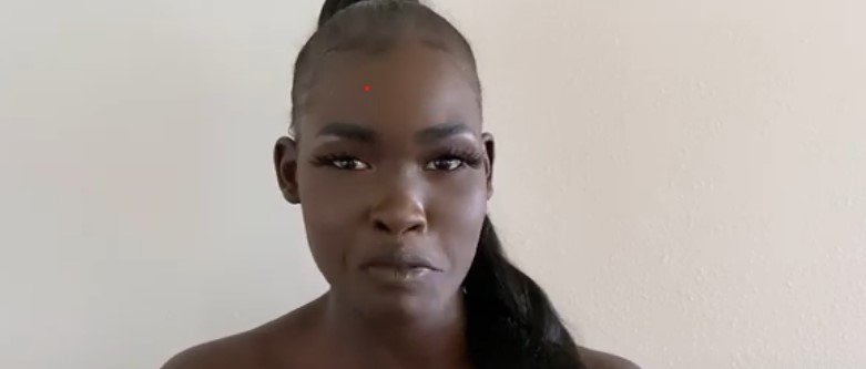 Tiktok star and influencer Jackie James shares beauty routine  | Photo: Youtube/ Bustle