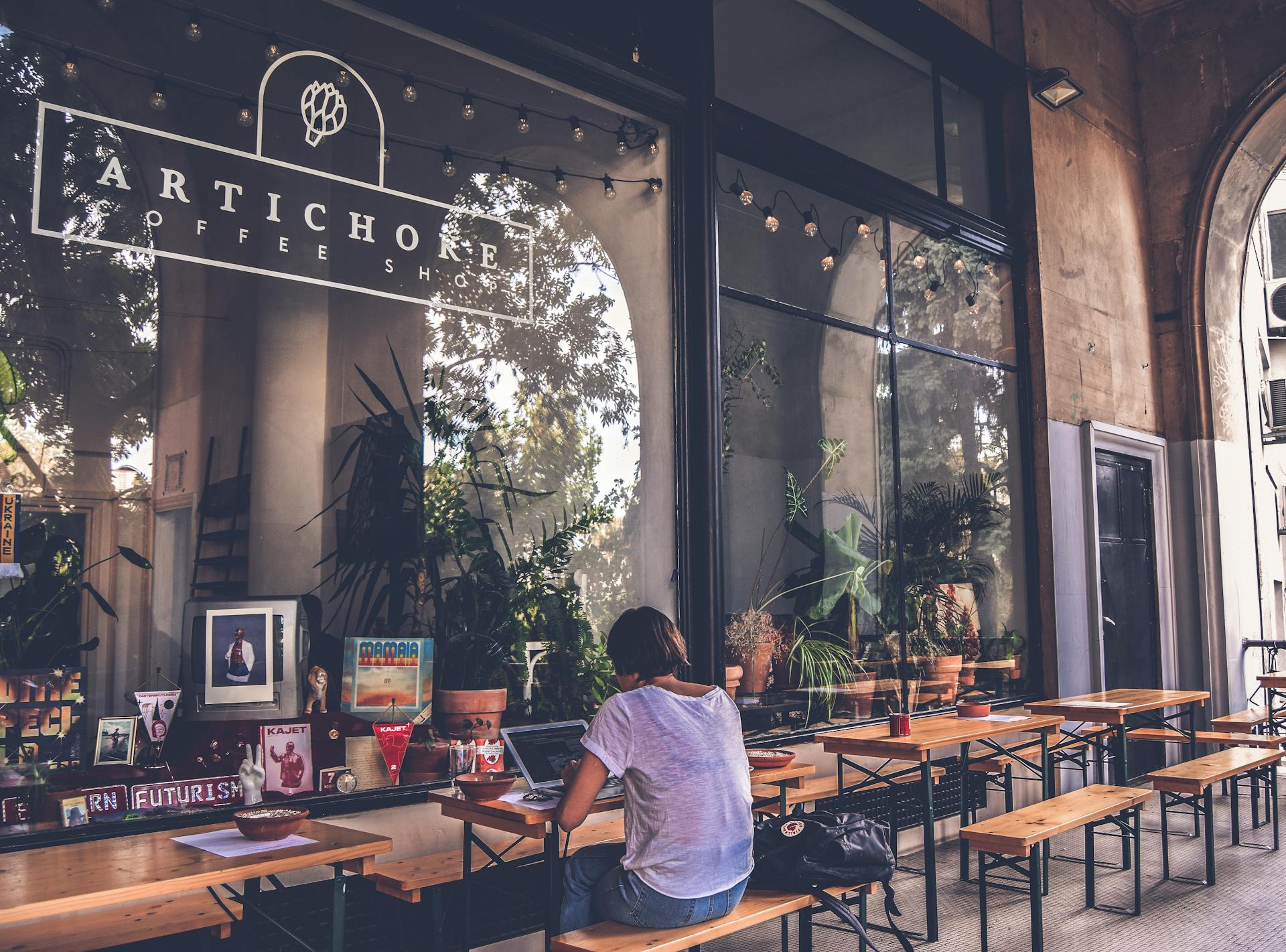 A coffee shop | Source: Pexels