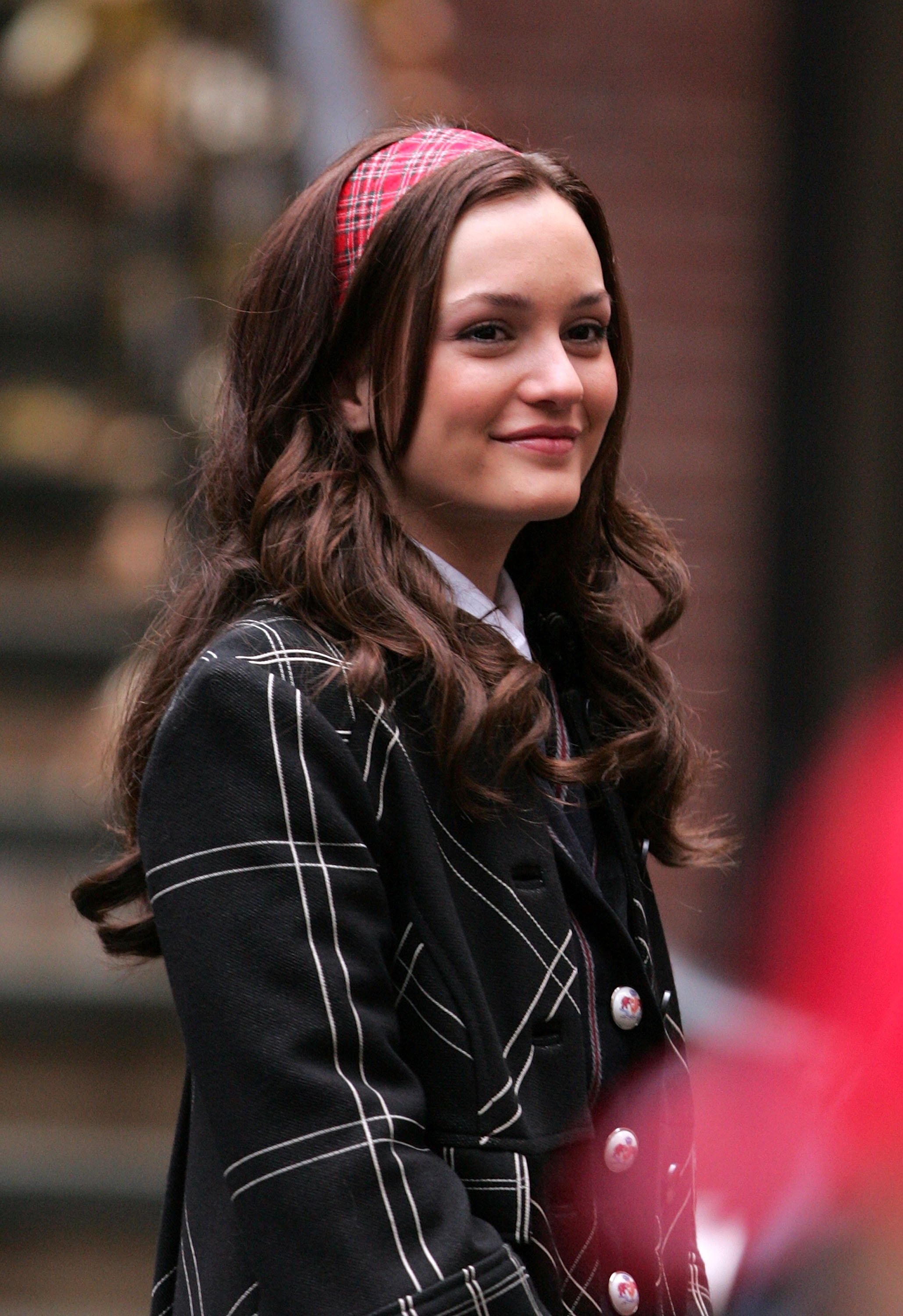 Leighton Meester on location for "Gossip Girl" on November 26, 2007 in New York City | Photo by James Devaney/WireImage/Getty Images